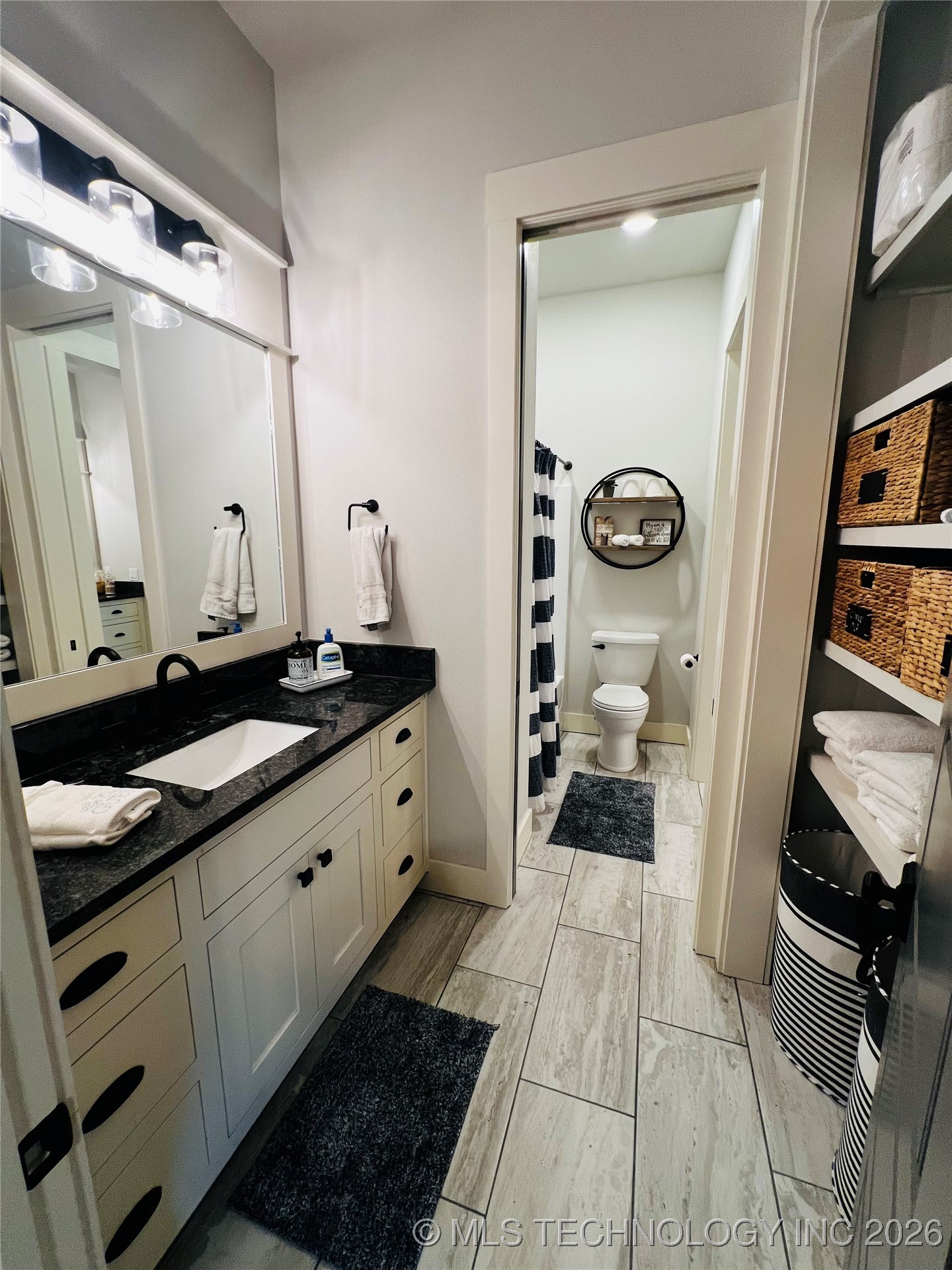 3611 N Country Club Circle Property Photo 12