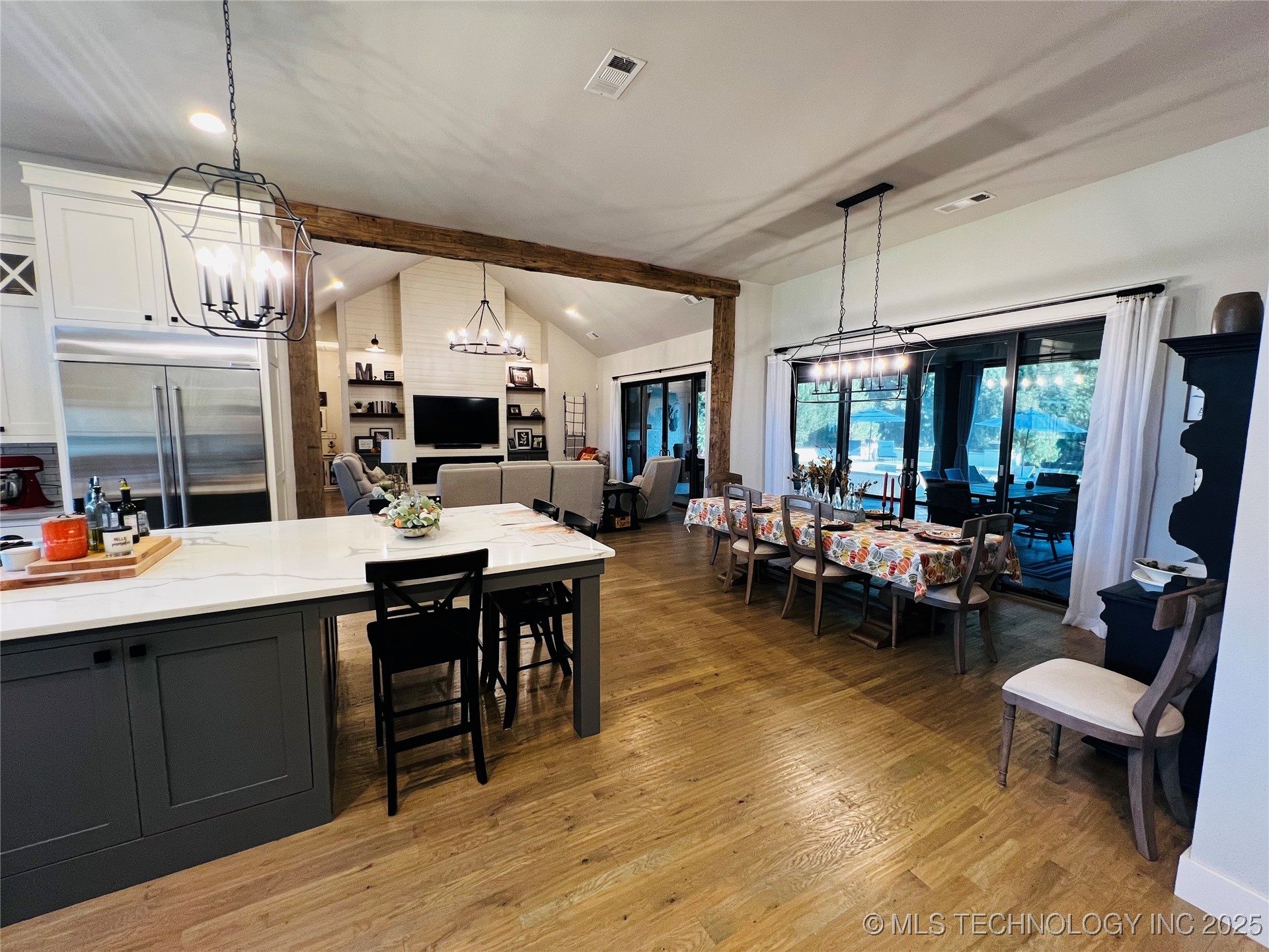 3611 N Country Club Circle Property Photo 17