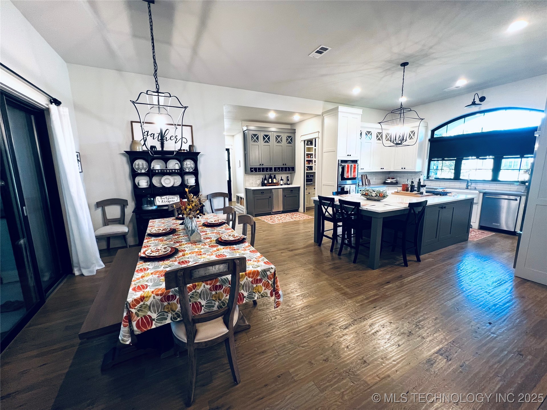 3611 N Country Club Circle Property Photo 19