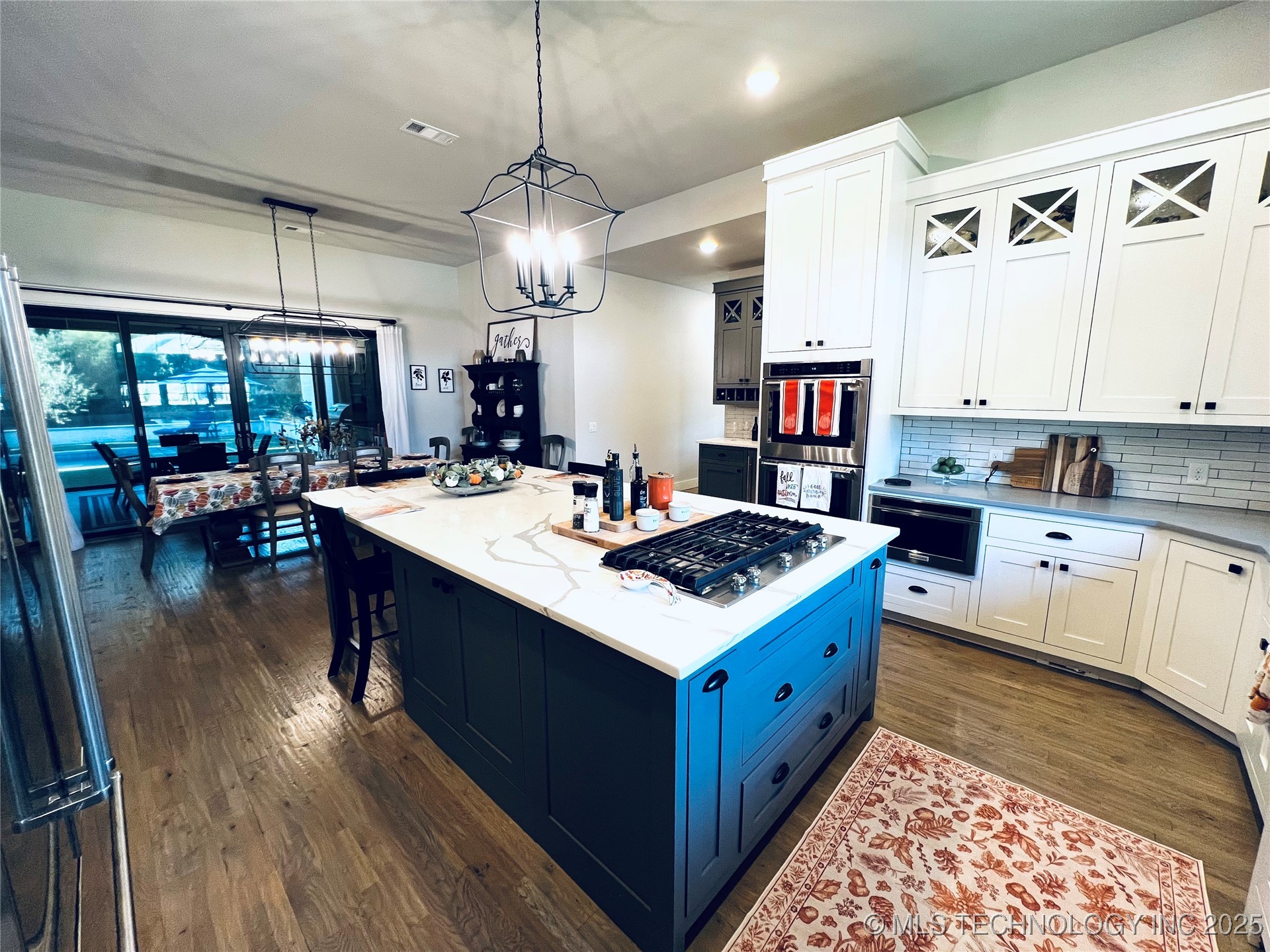 3611 N Country Club Circle Property Photo 22