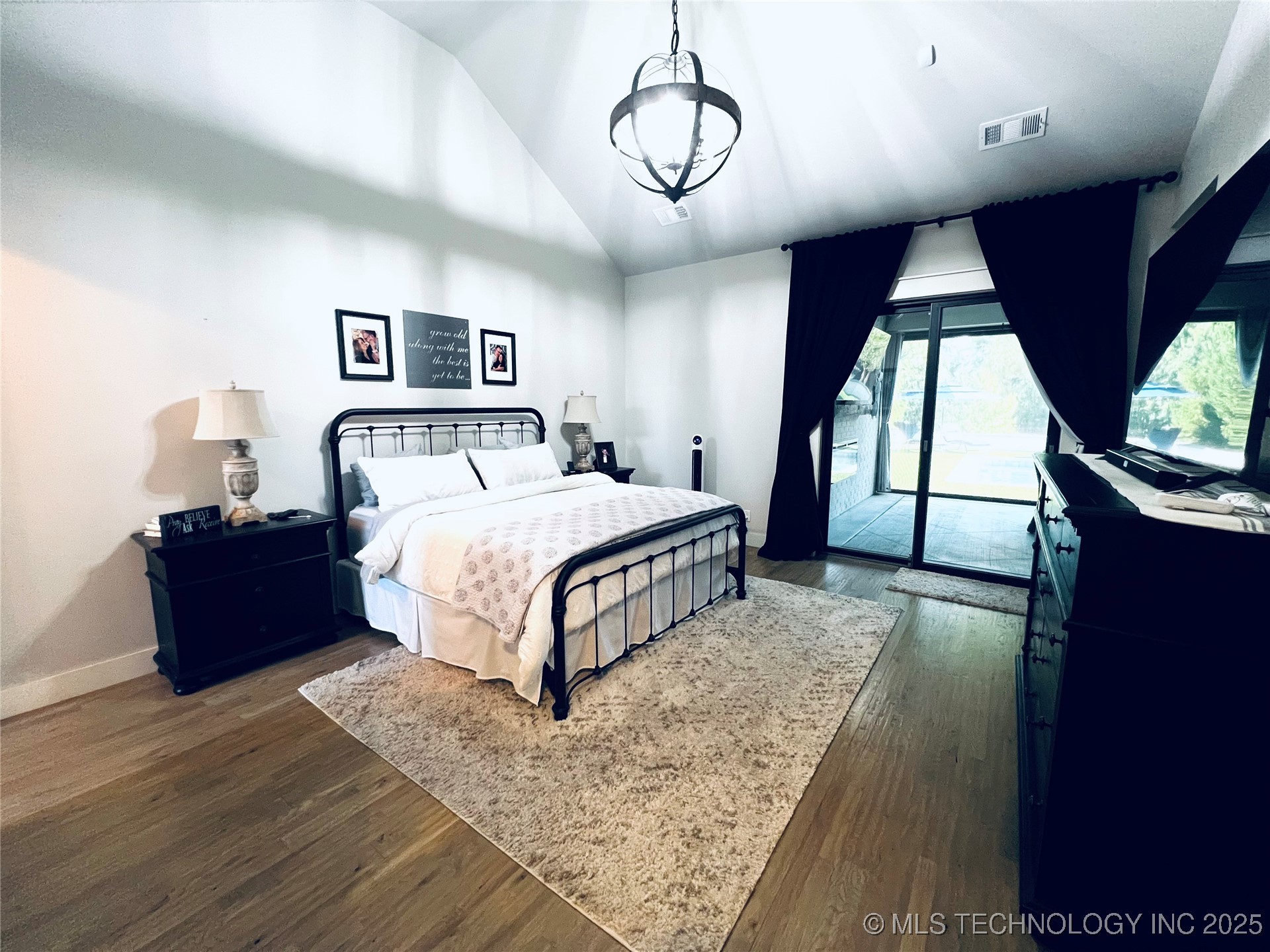 3611 N Country Club Circle Property Photo 30