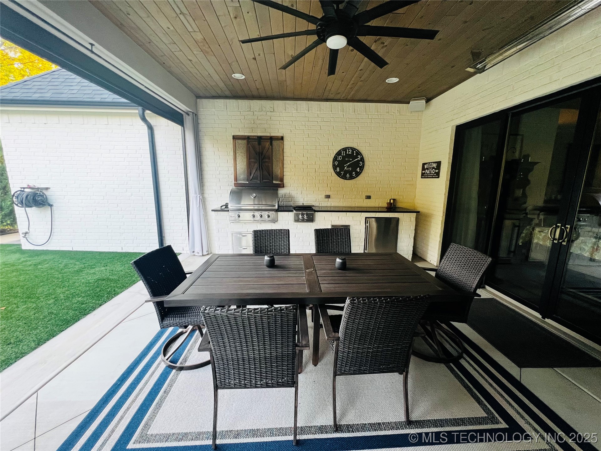 3611 N Country Club Circle Property Photo 44