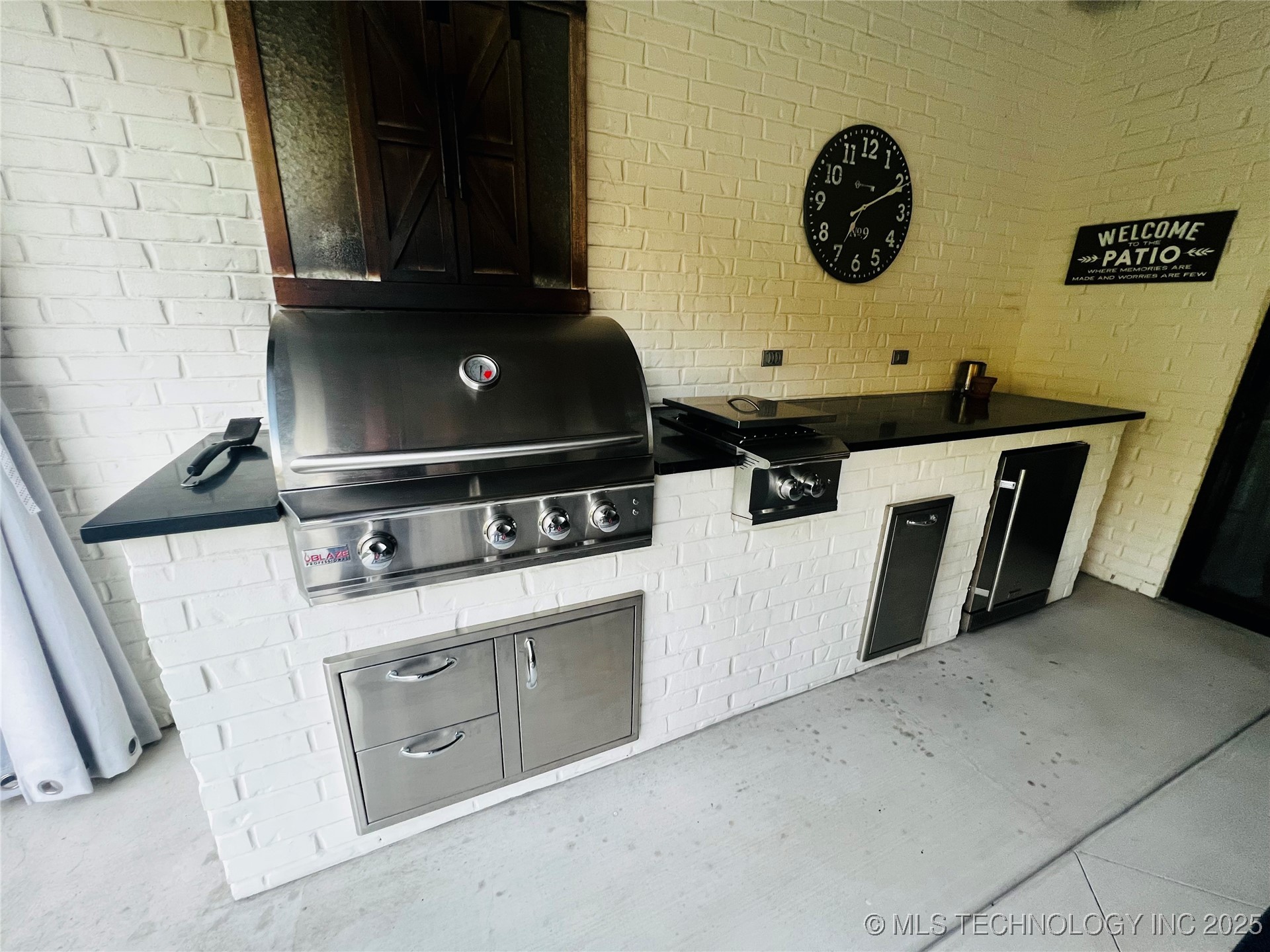 3611 N Country Club Circle Property Photo 45