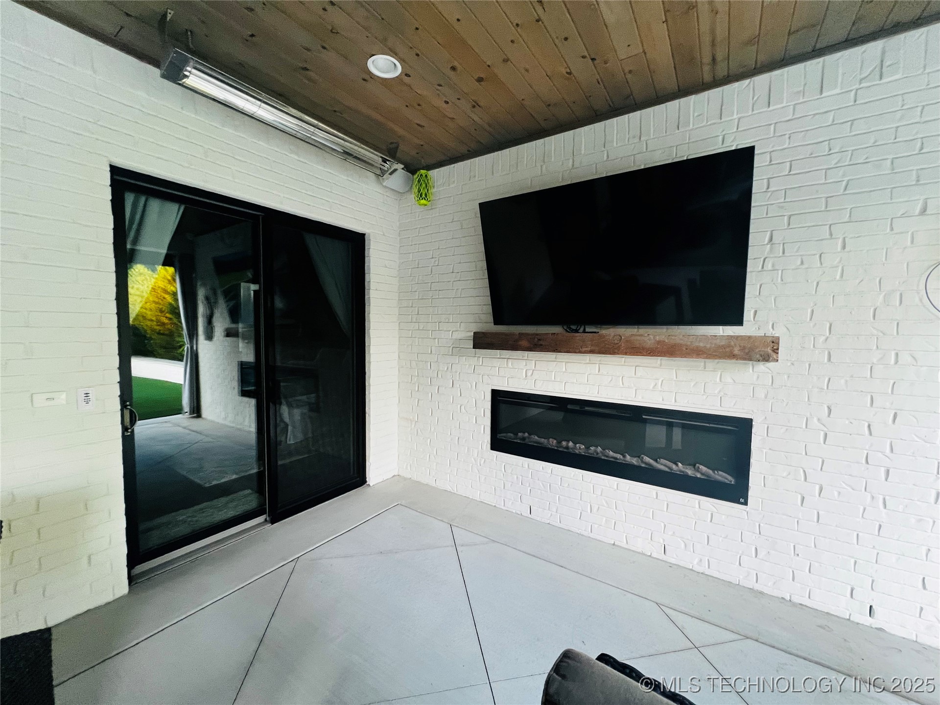 3611 N Country Club Circle Property Photo 47