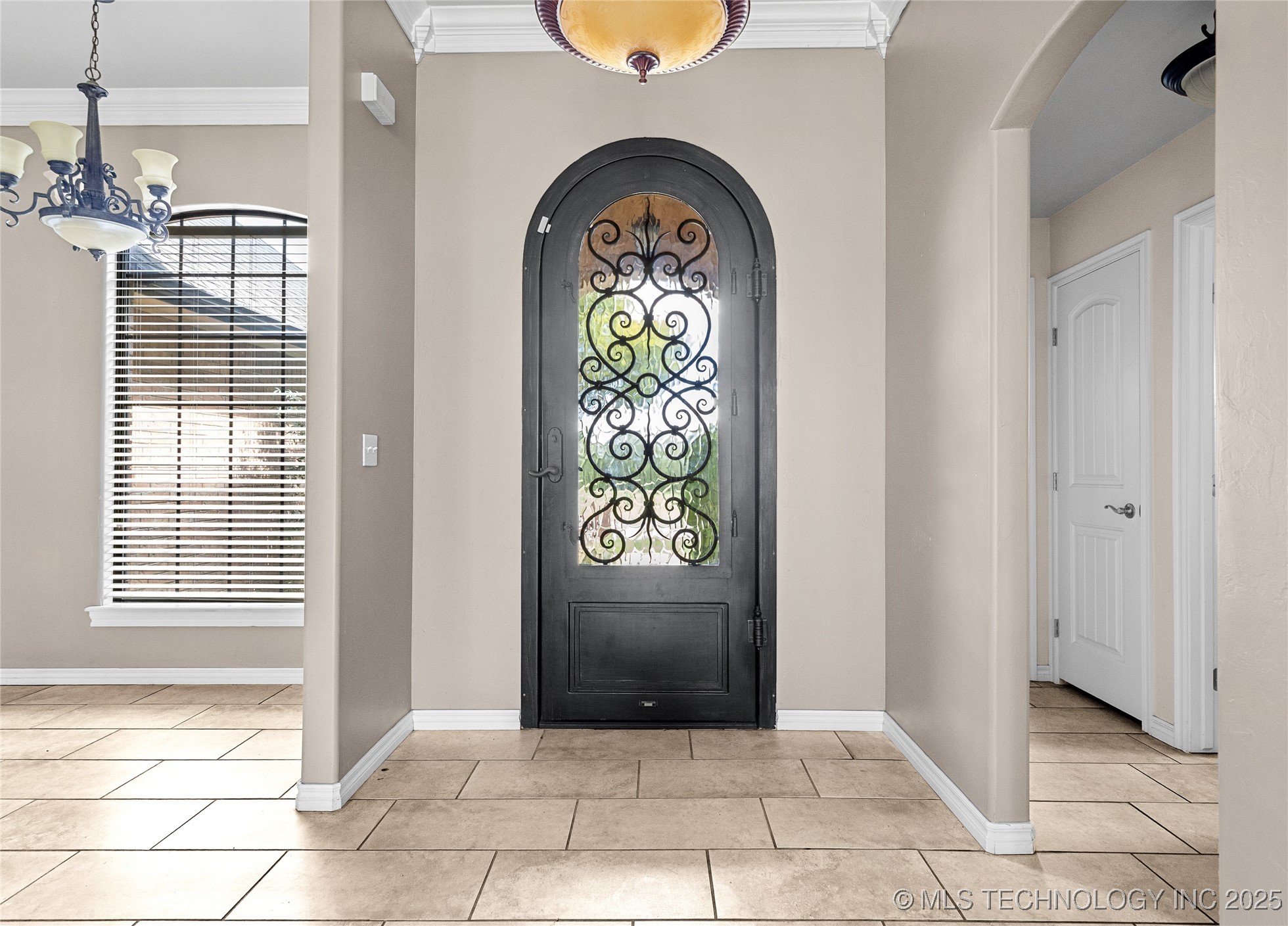 402 Birdseye Property Photo 4