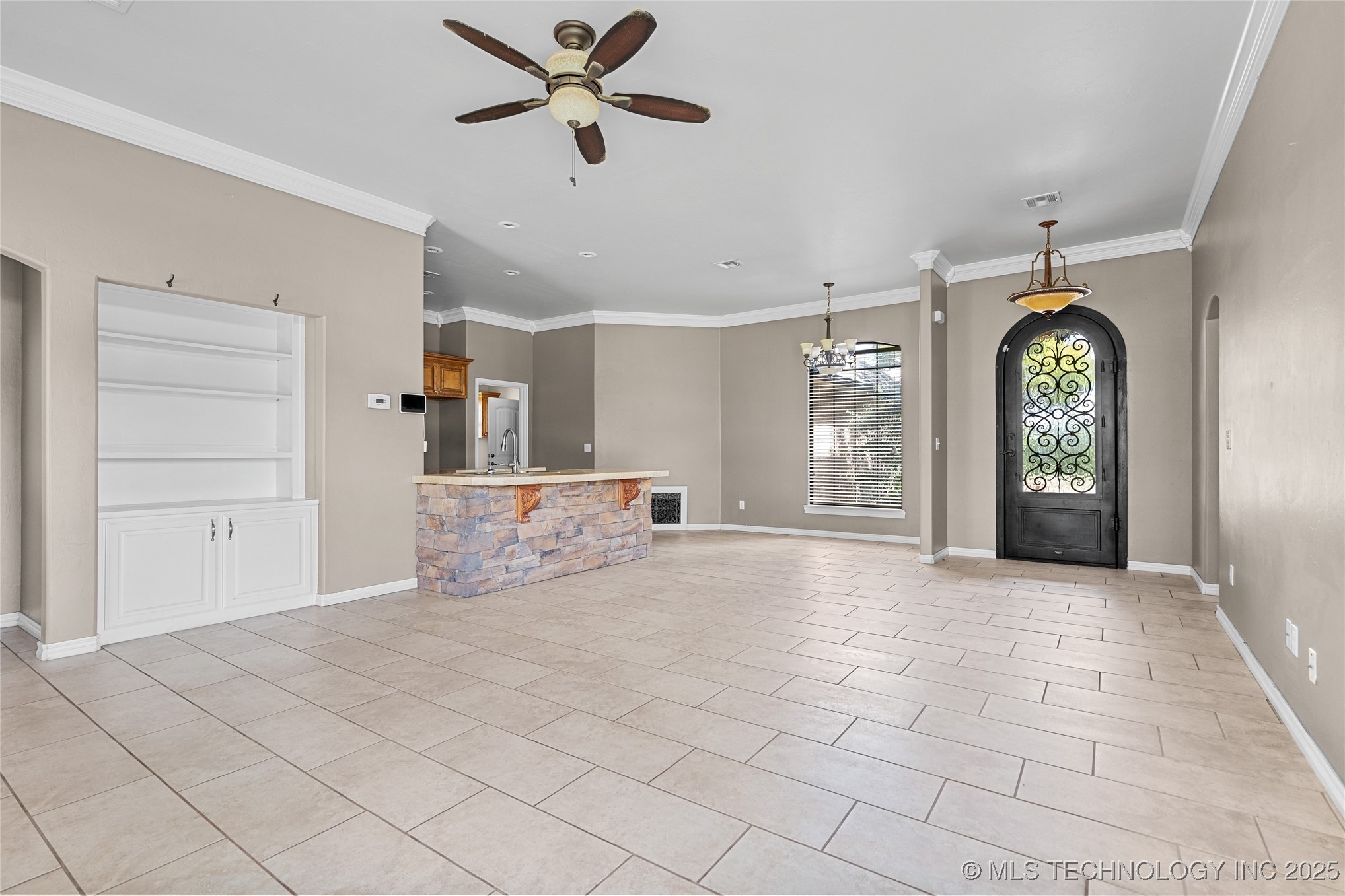 402 Birdseye Property Photo 5