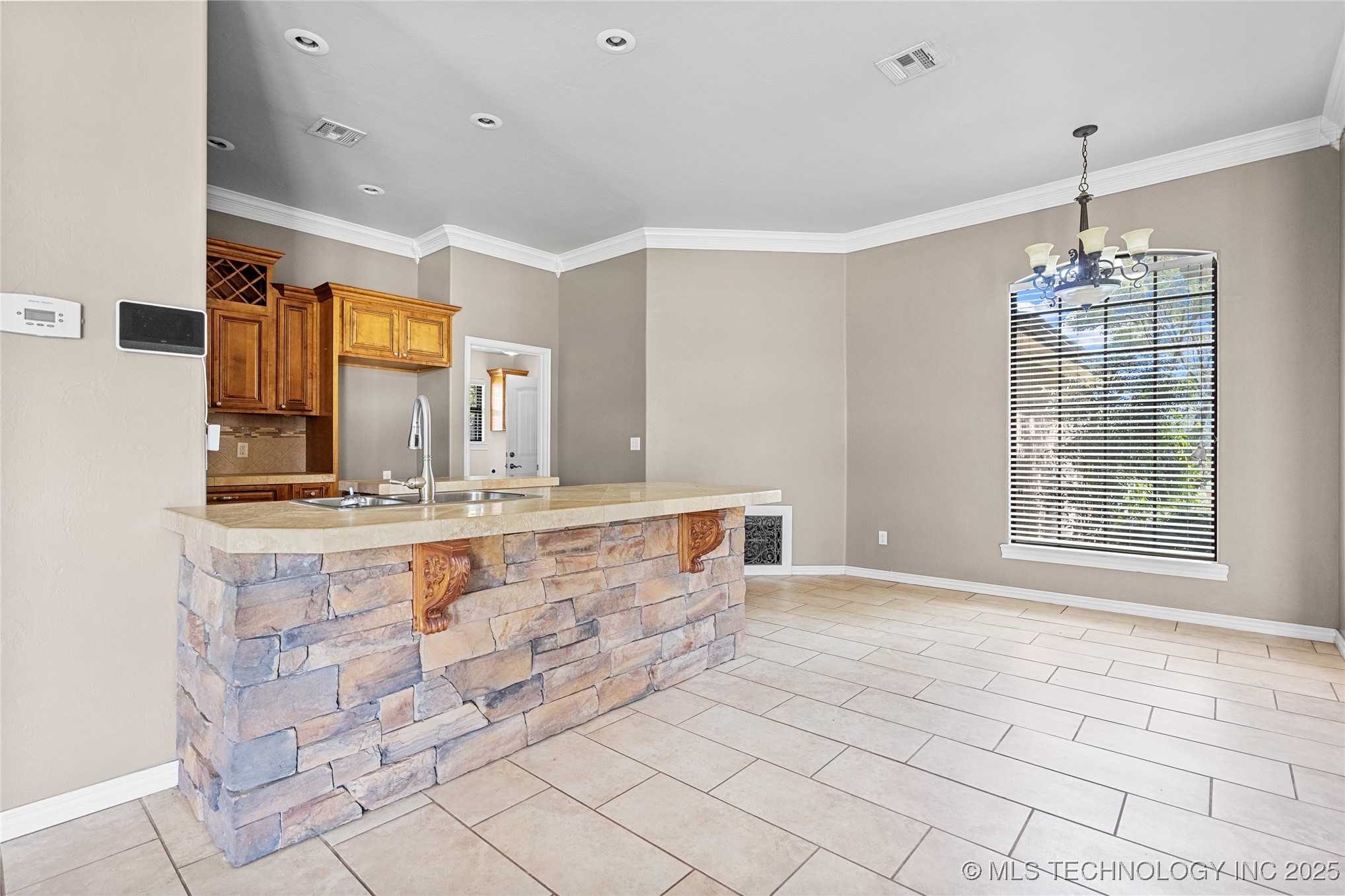 402 Birdseye Property Photo 10