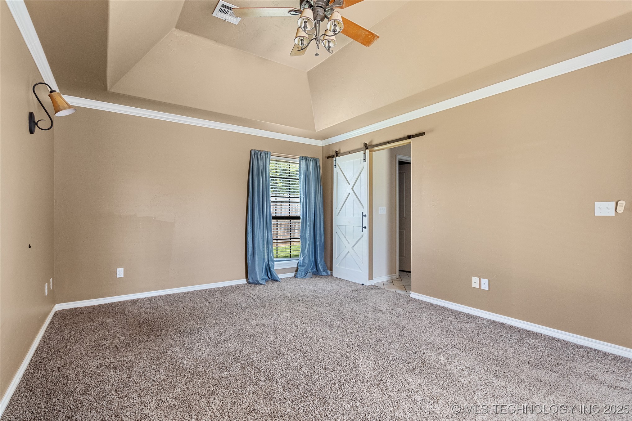 402 Birdseye Property Photo 16