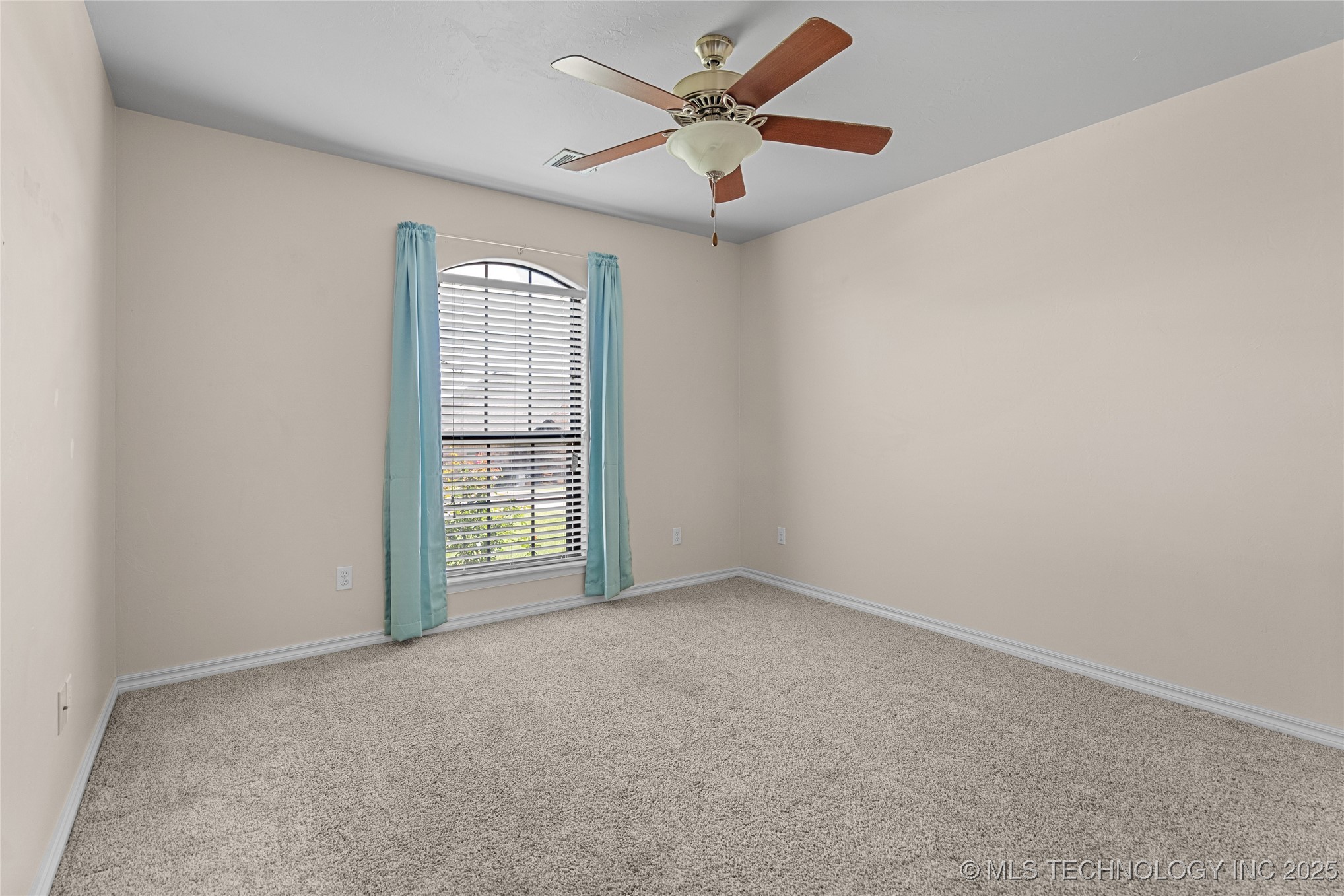 402 Birdseye Property Photo 20