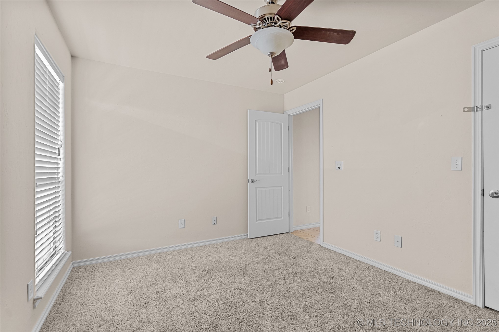 402 Birdseye Property Photo 23