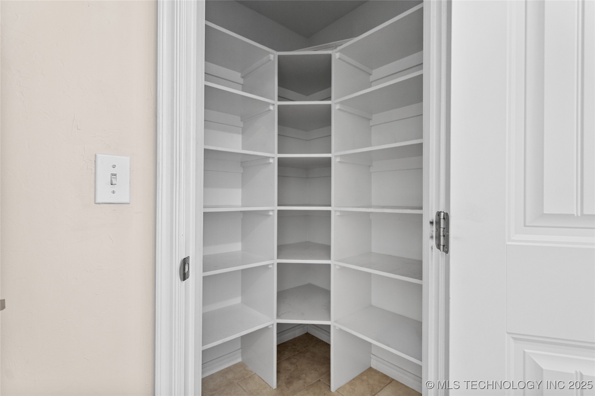 402 Birdseye Property Photo 26