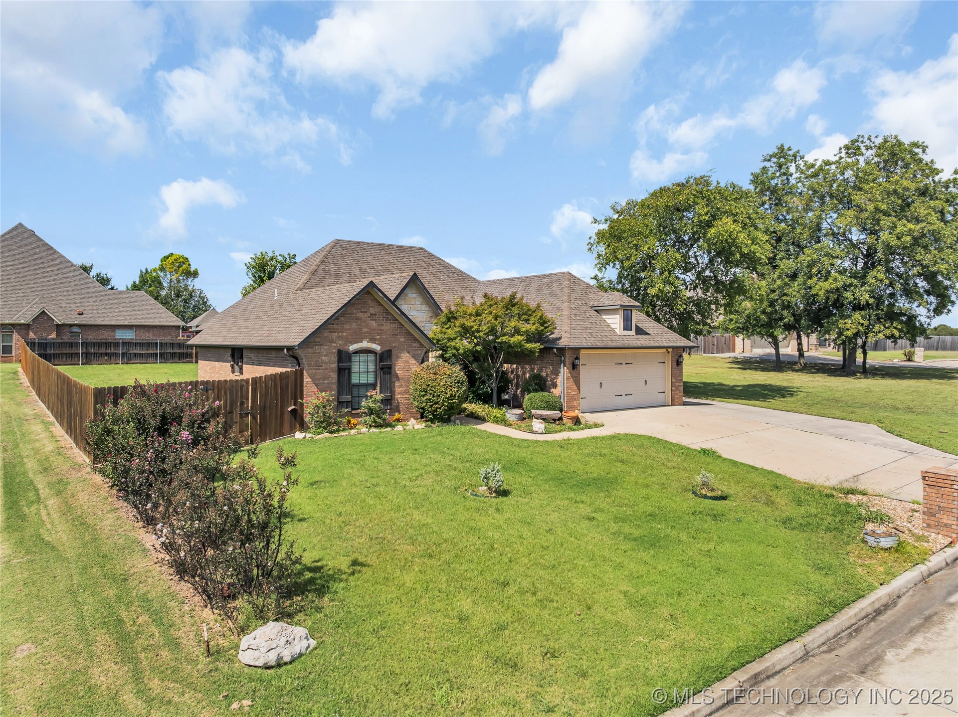 402 Birdseye Property Photo 30