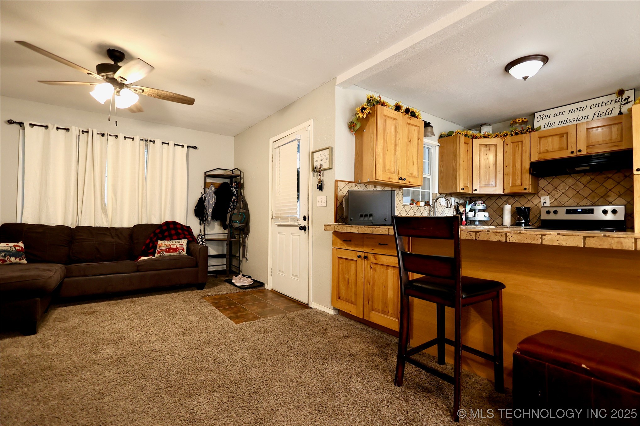 400 S 7th Street Property Photo 4