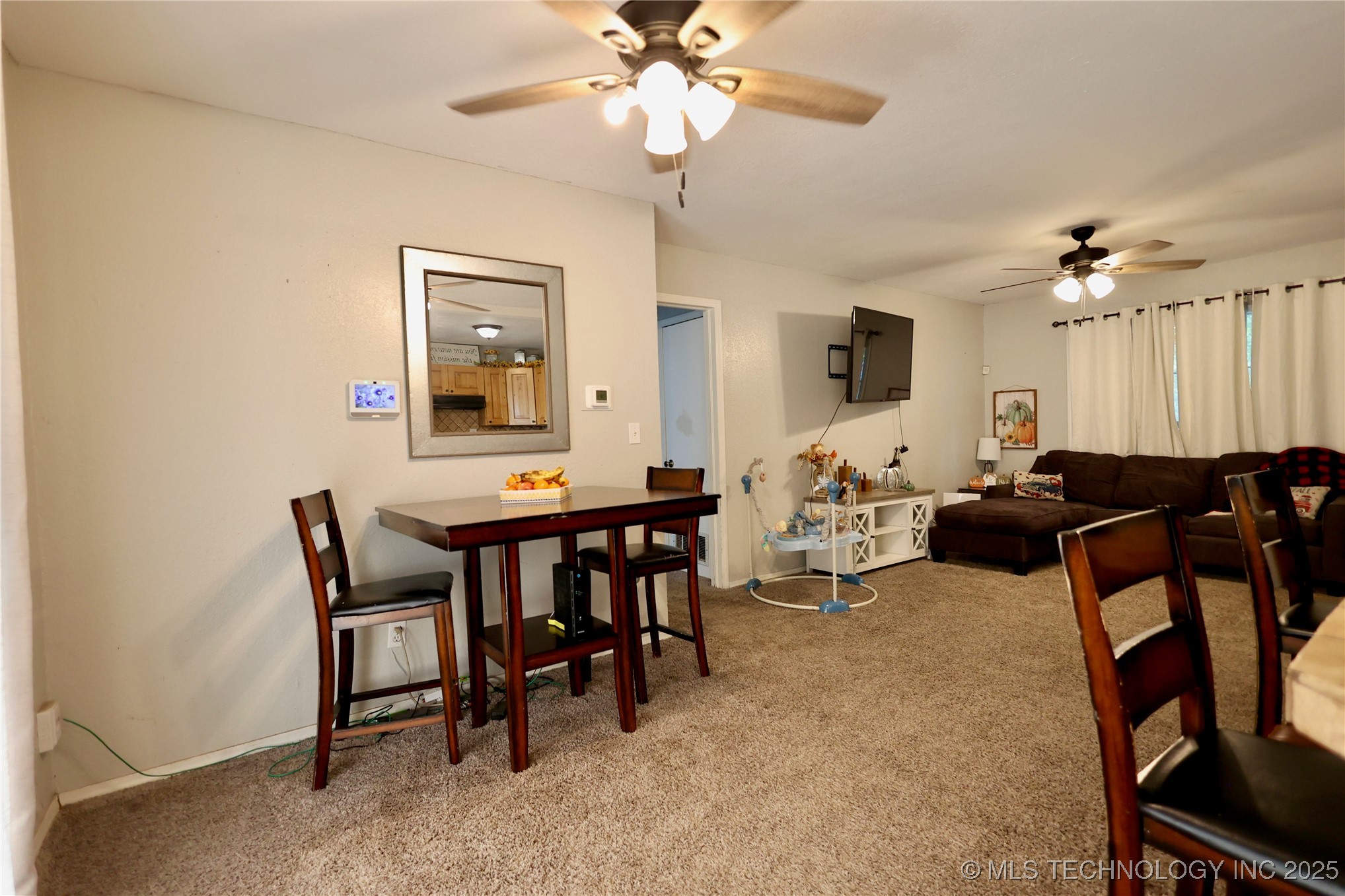 400 S 7th Street Property Photo 6