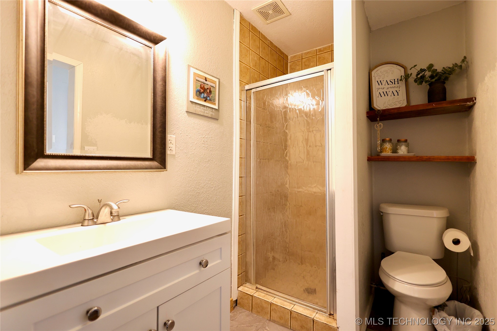 400 S 7th Street Property Photo 9