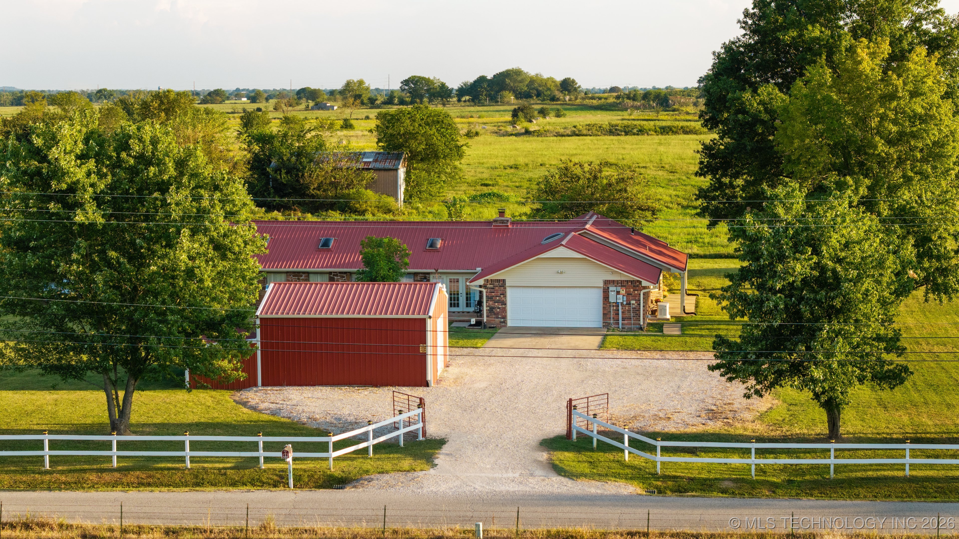 20354 E 580 Road Property Photo 1