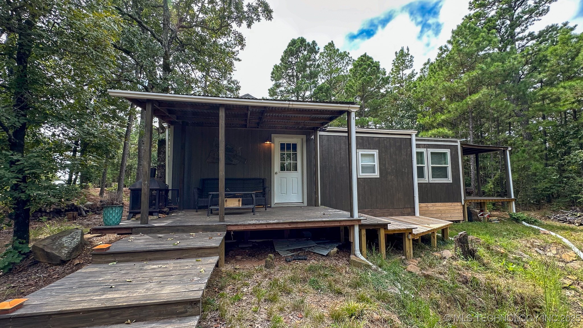 2 True Grit Trail Property Photo 8