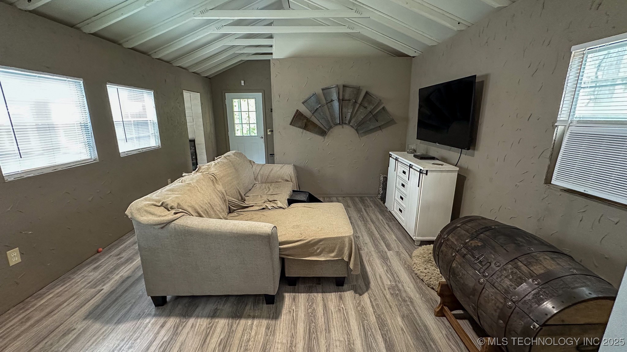 2 True Grit Trail Property Photo 22