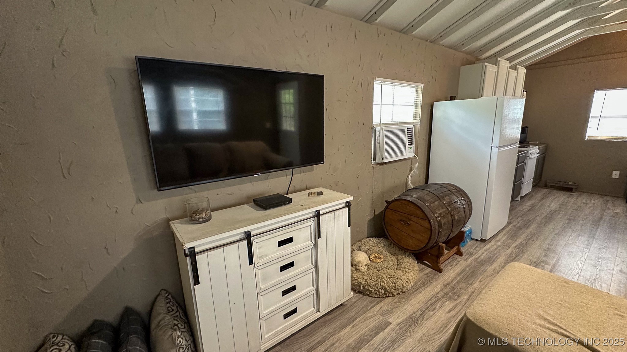 2 True Grit Trail Property Photo 23