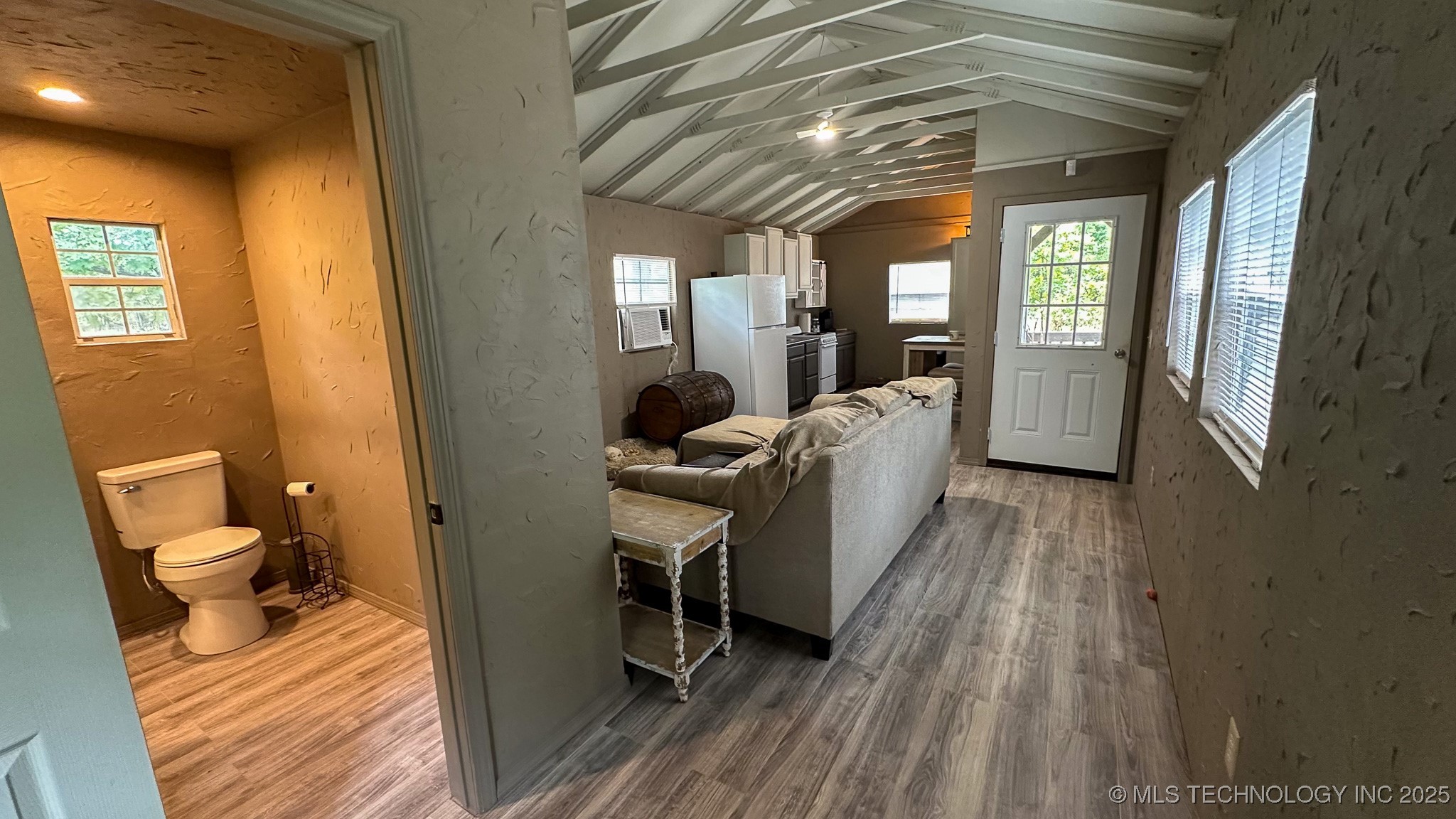 2 True Grit Trail Property Photo 25