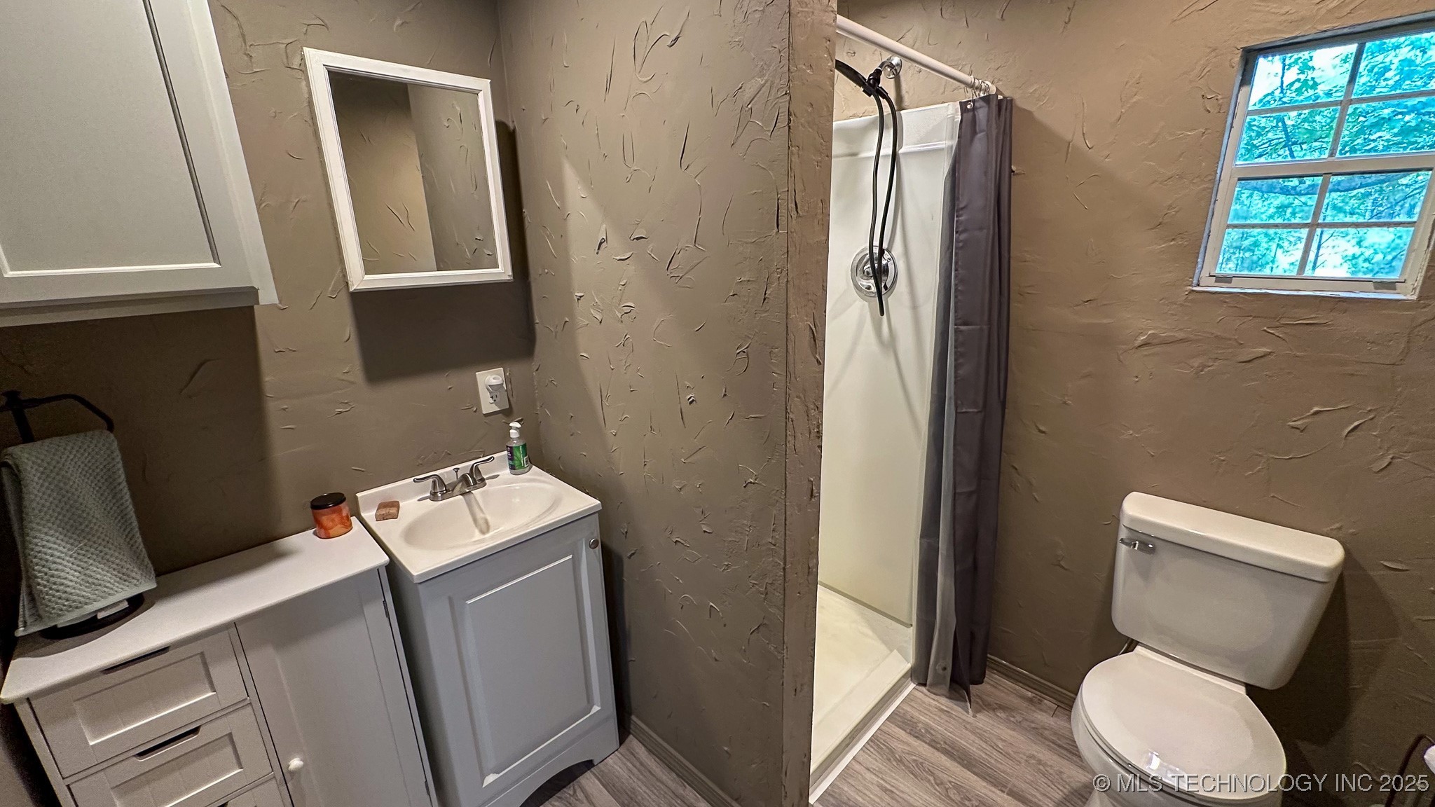 2 True Grit Trail Property Photo 28