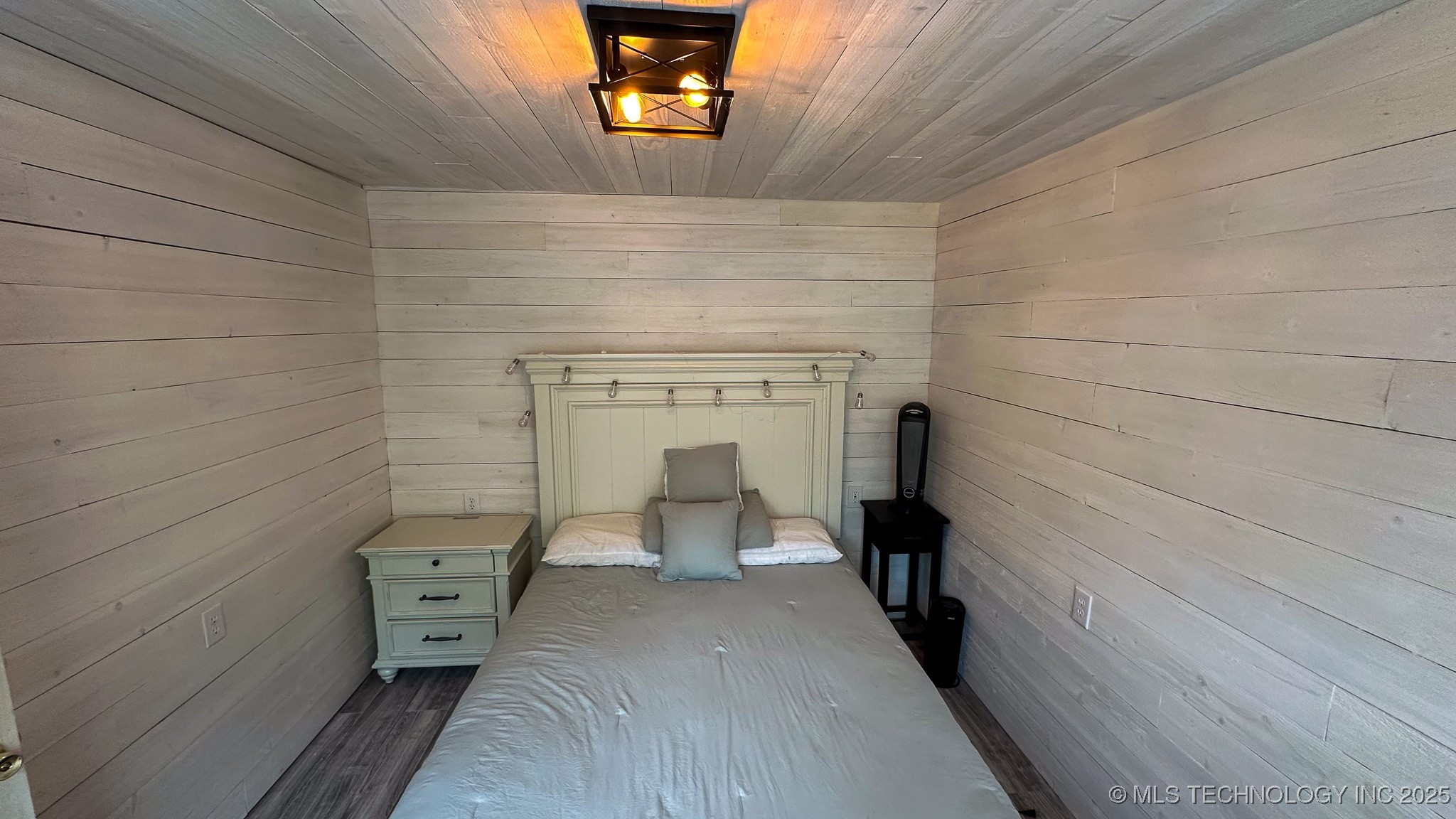 2 True Grit Trail Property Photo 34