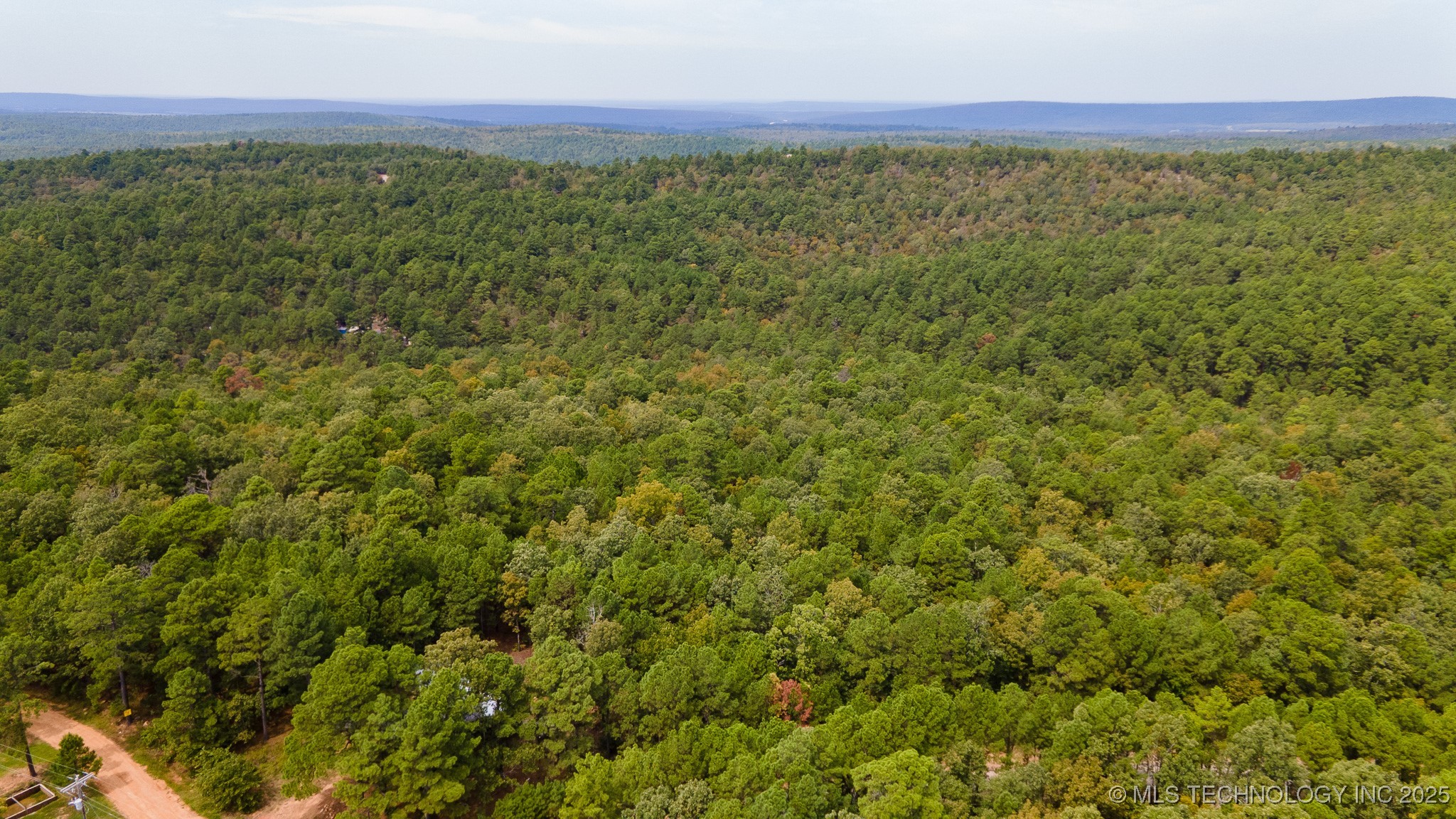 2 True Grit Trail Property Photo 53