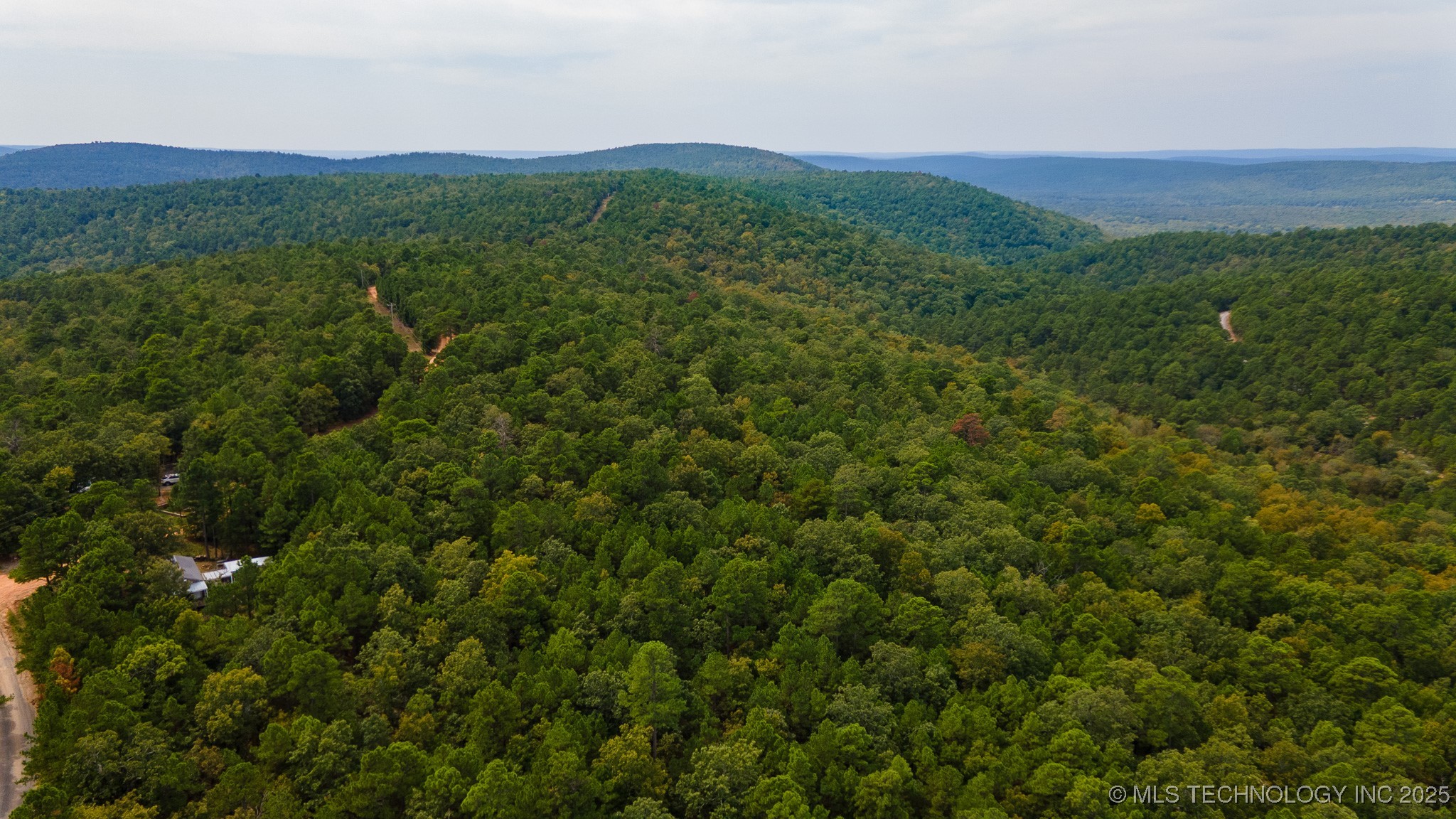 2 True Grit Trail Property Photo 55