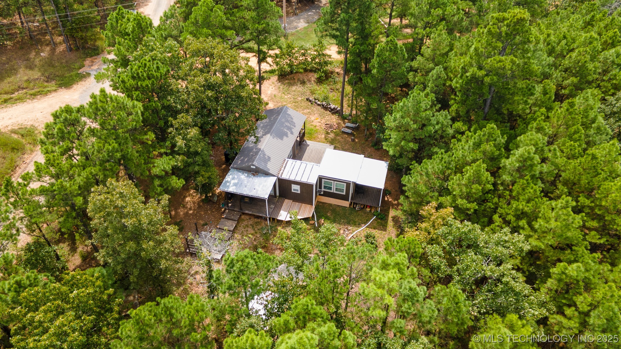 2 True Grit Trail Property Photo 61