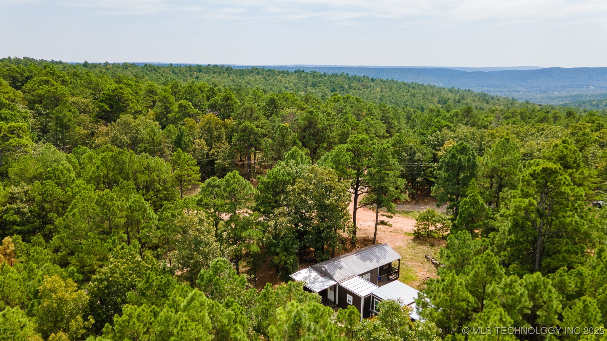 2 True Grit Trail Property Photo 63