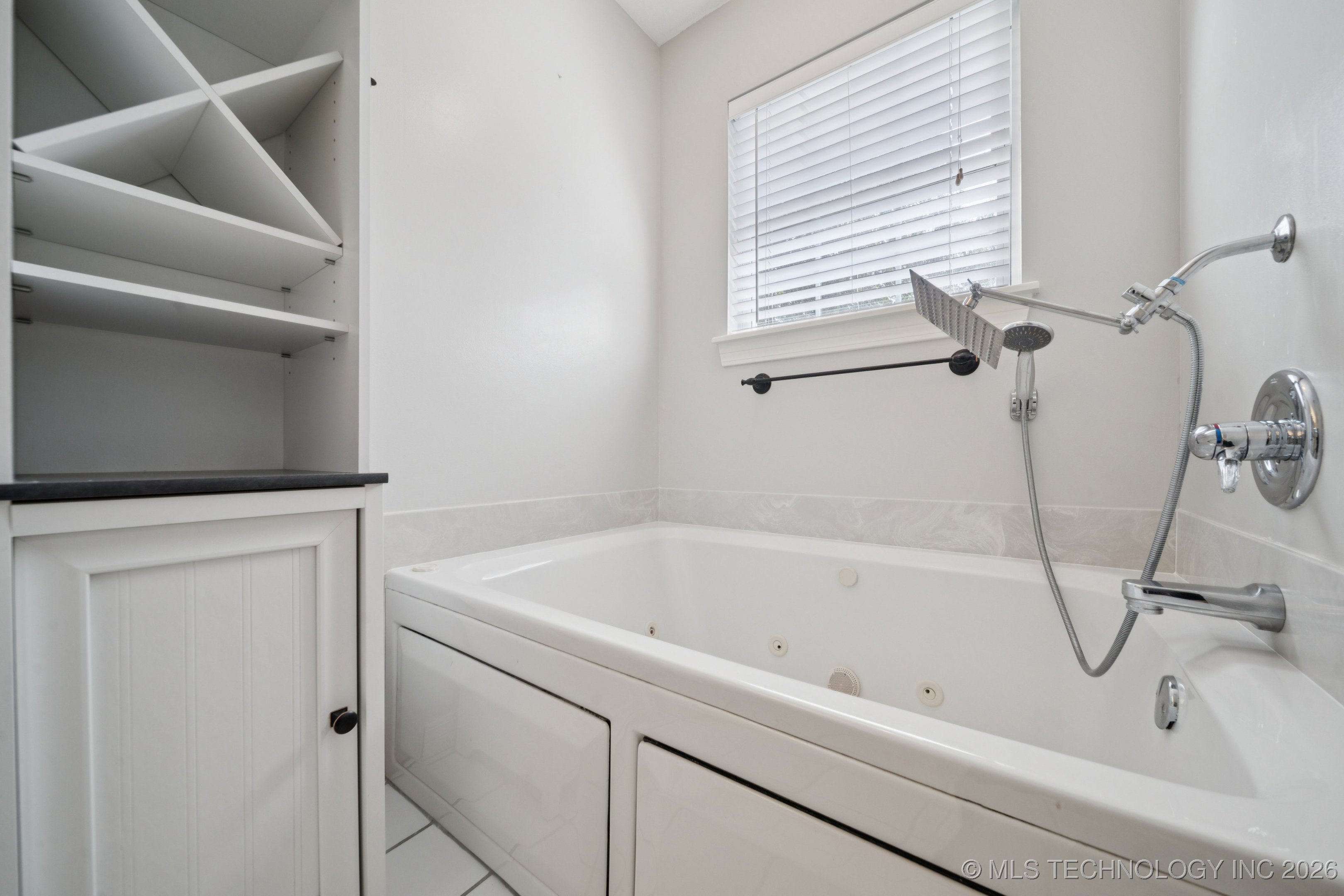 889 Ivy Lane Property Photo 23