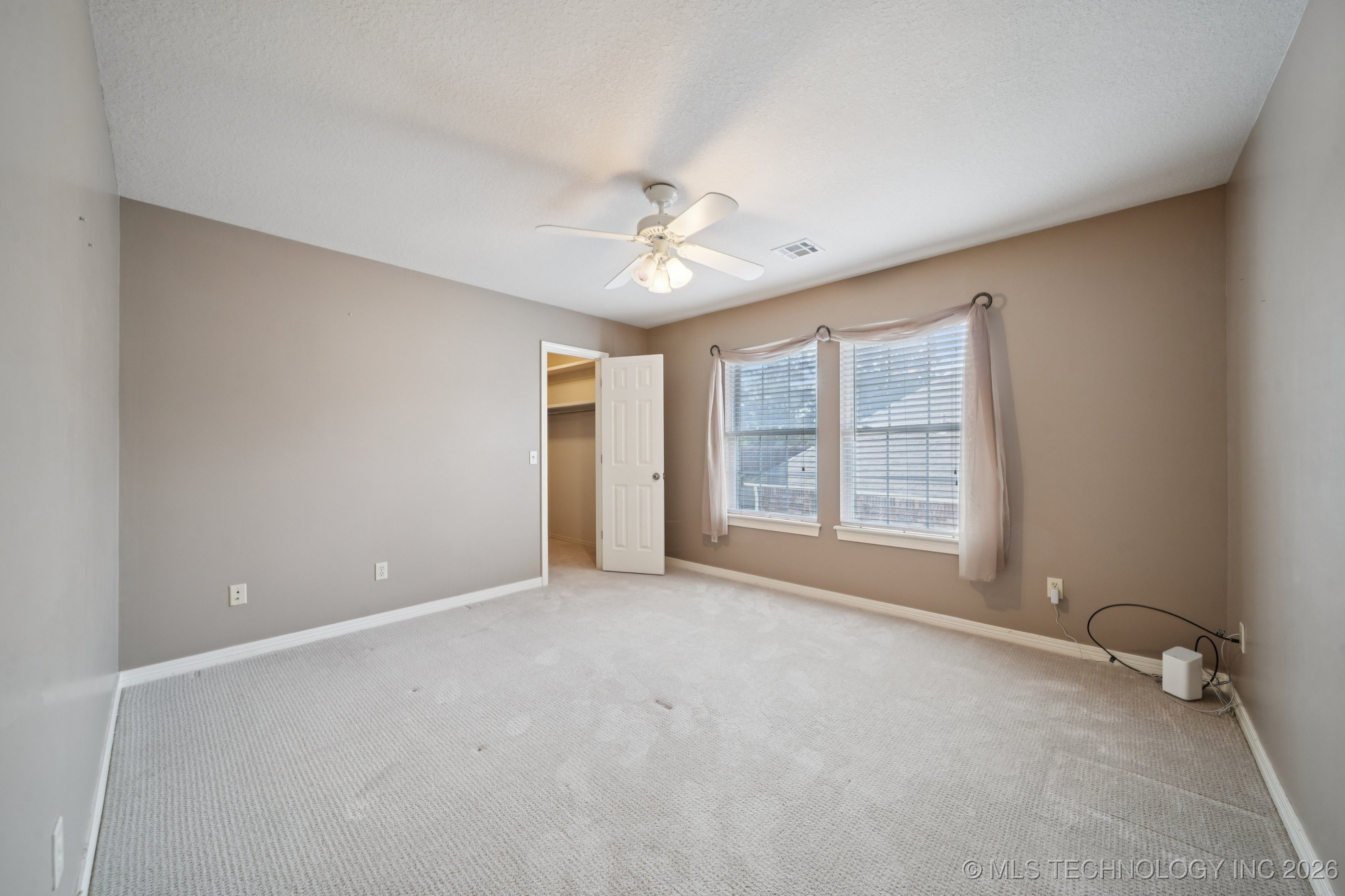 889 Ivy Lane Property Photo 26