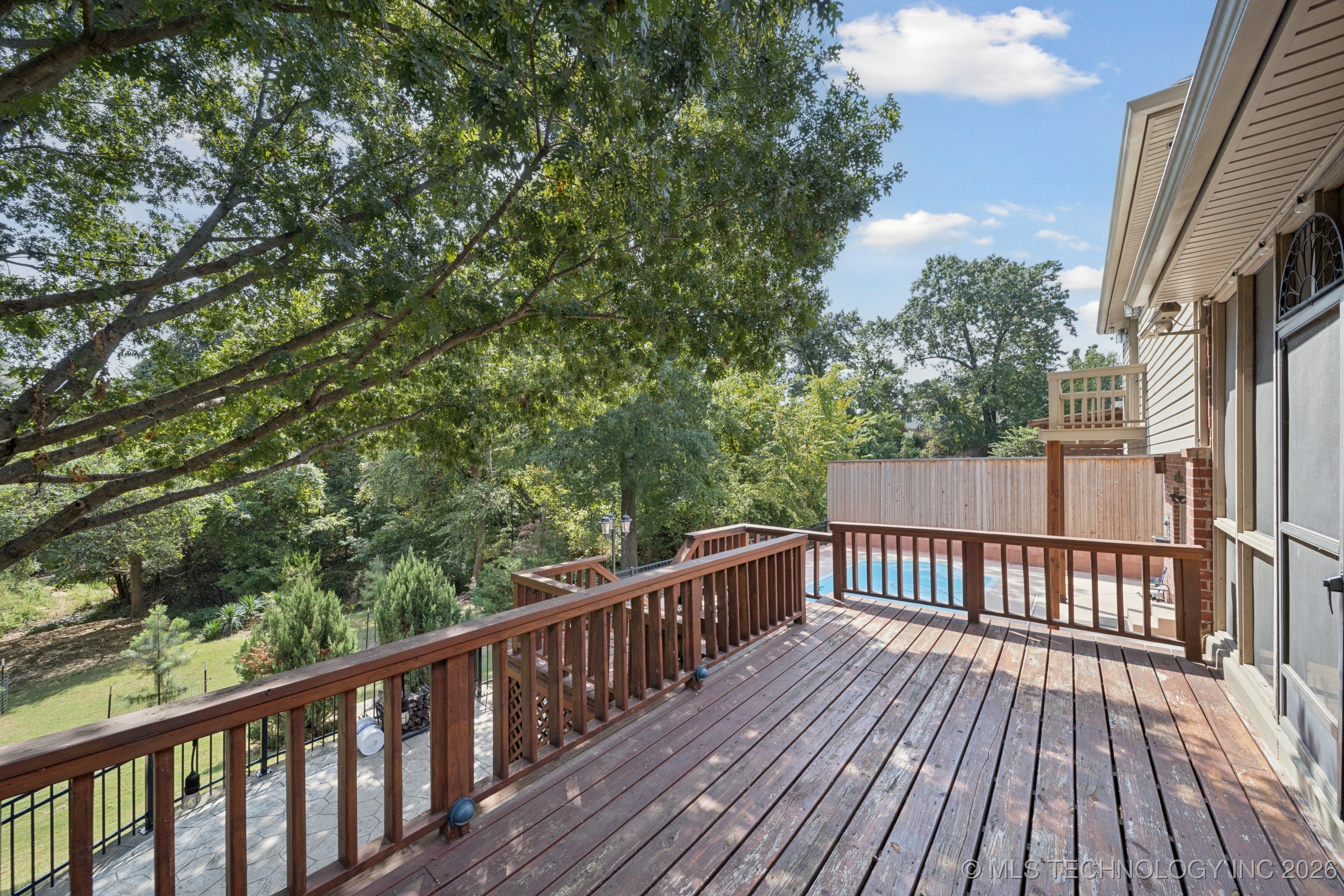 889 Ivy Lane Property Photo 37