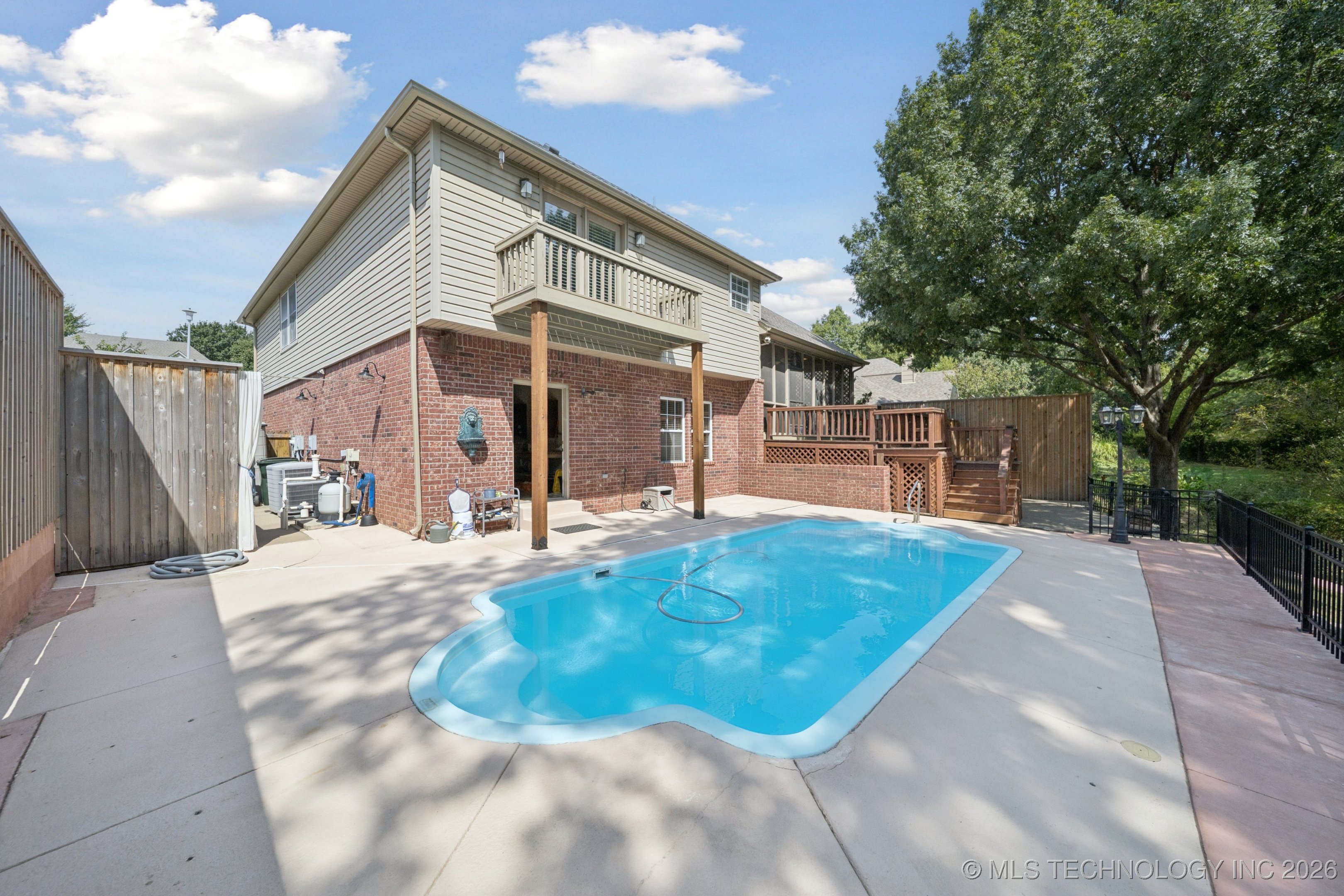 889 Ivy Lane Property Photo 41