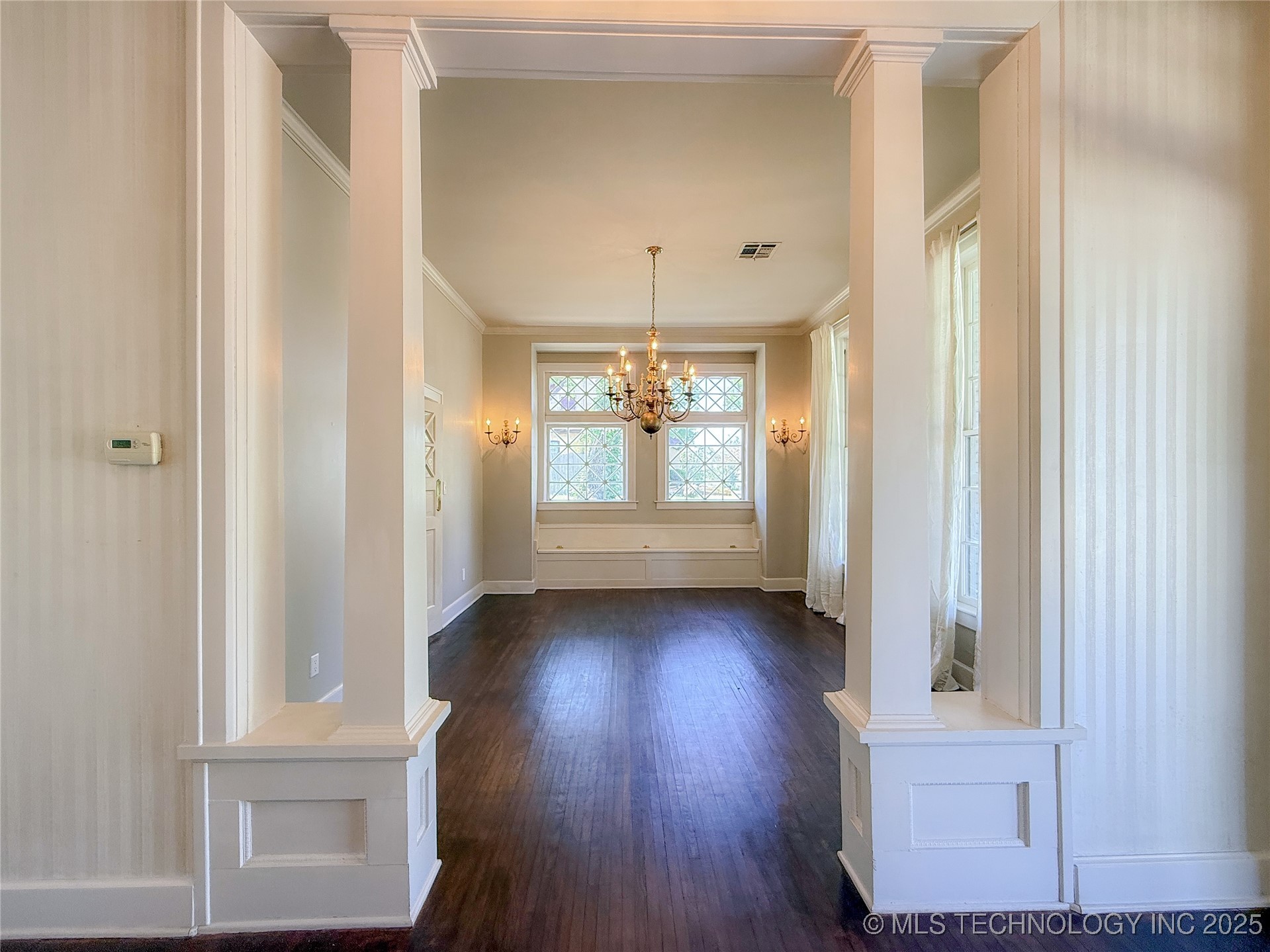 115 W 18th Street Property Photo 11