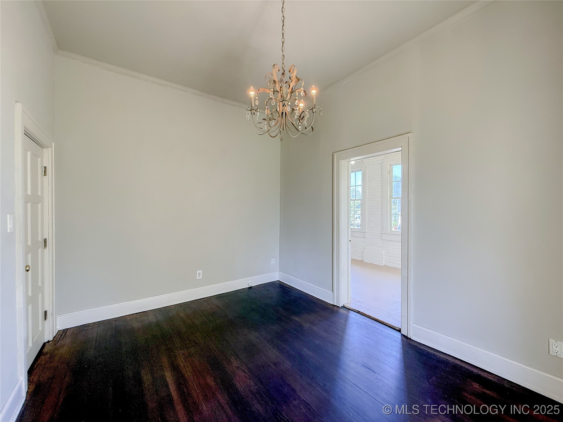 115 W 18th Street Property Photo 29