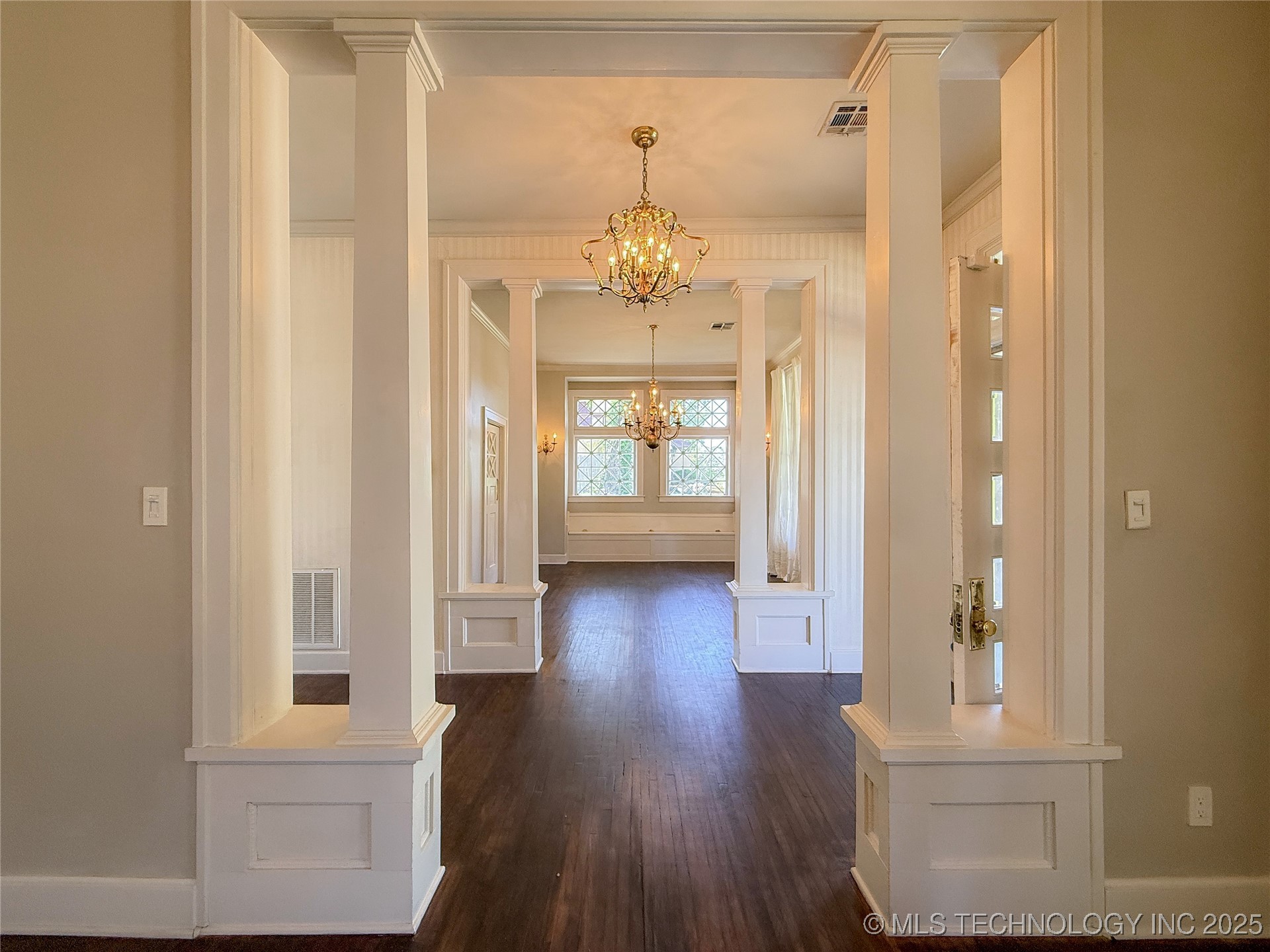 115 W 18th Street Property Photo 43