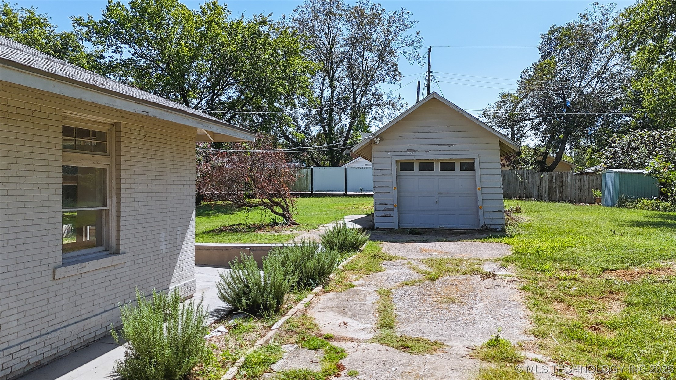 115 W 18th Street Property Photo 52