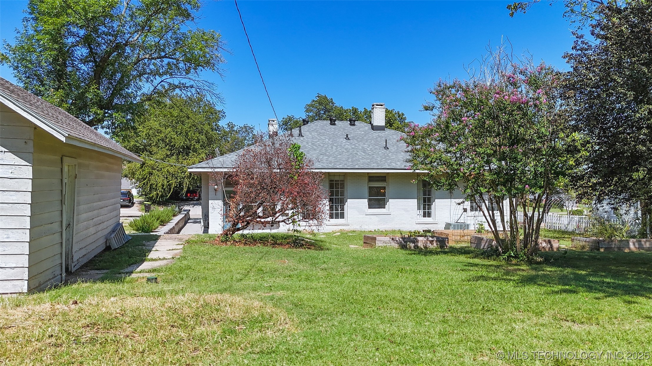 115 W 18th Street Property Photo 55