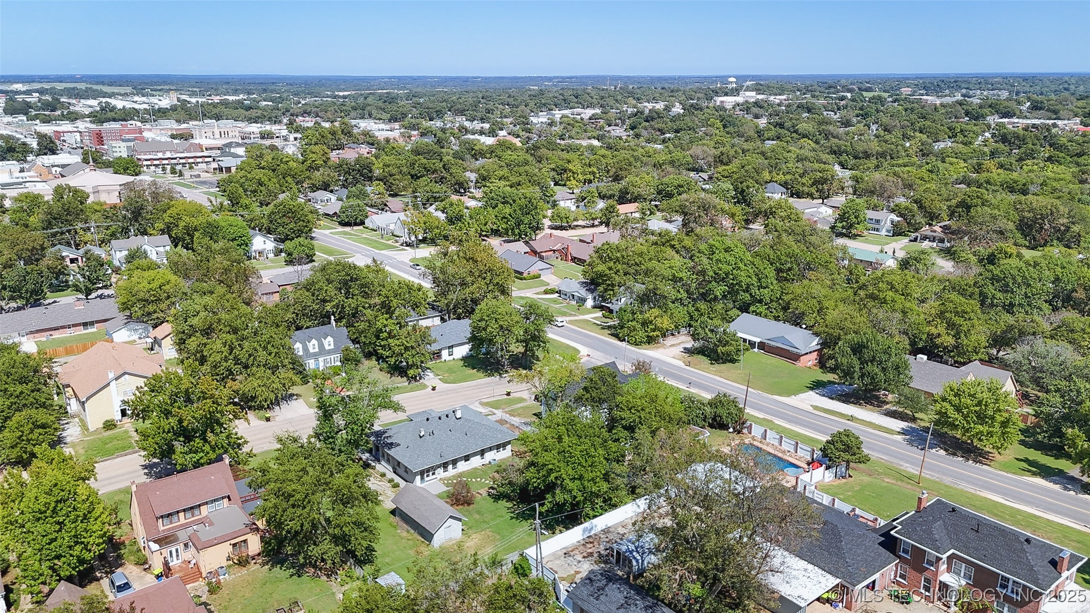 115 W 18th Street Property Photo 60