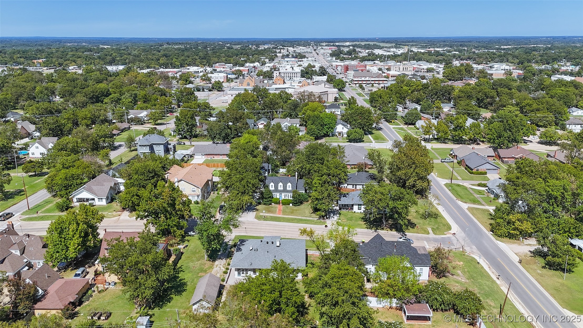 115 W 18th Street Property Photo 61