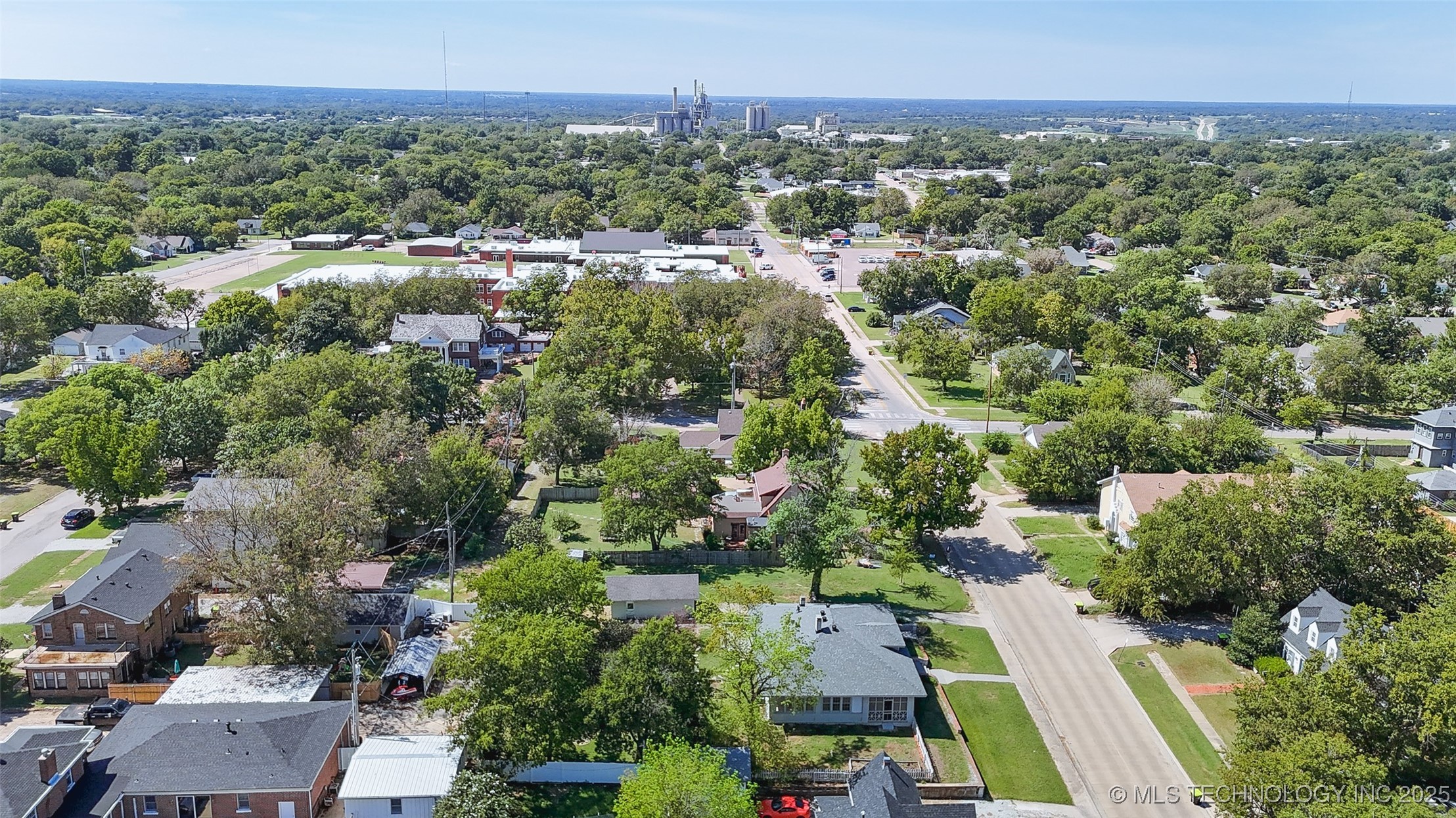 115 W 18th Street Property Photo 62