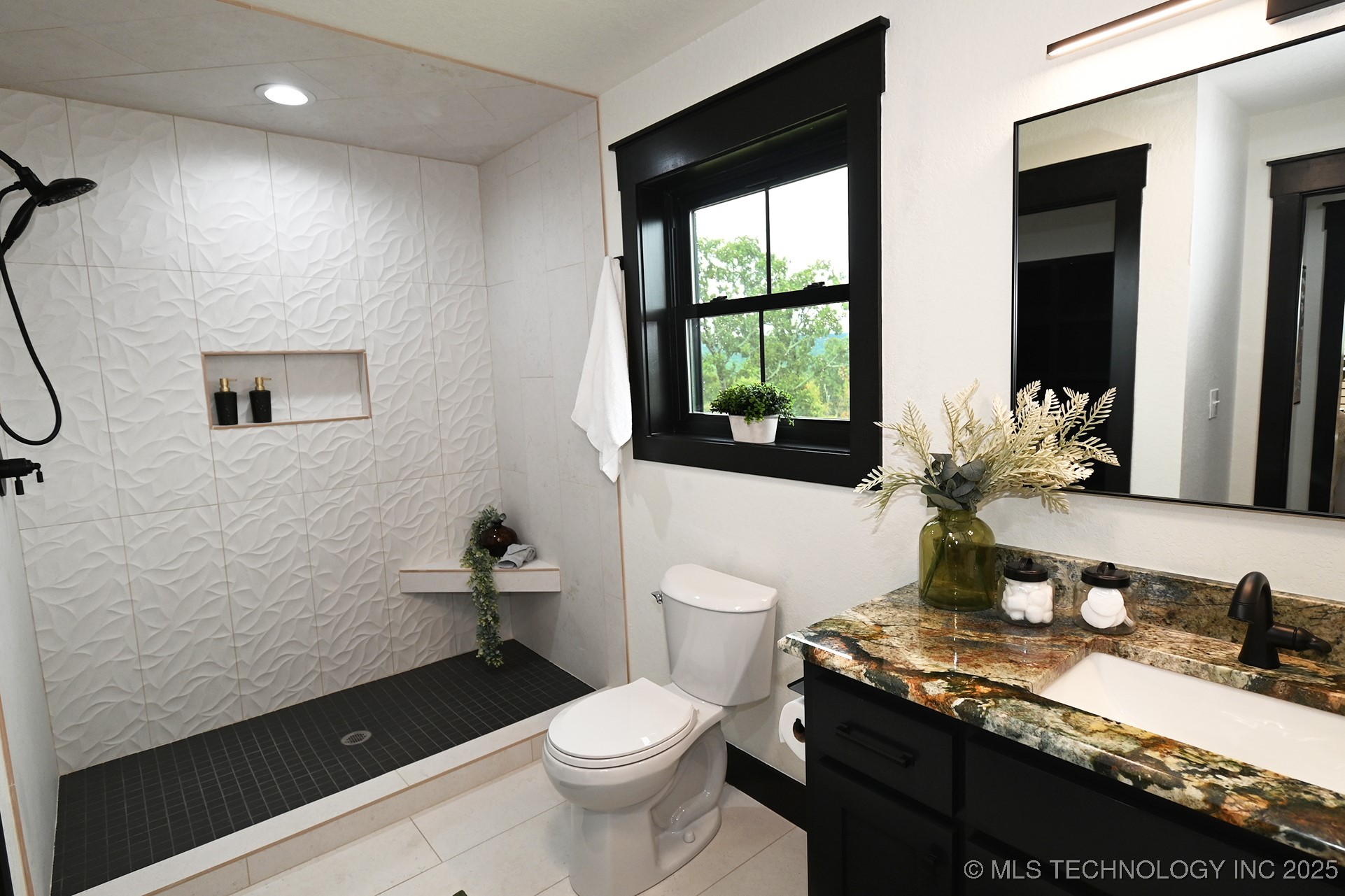 34750 S Falcon Crest Lane Property Photo 38