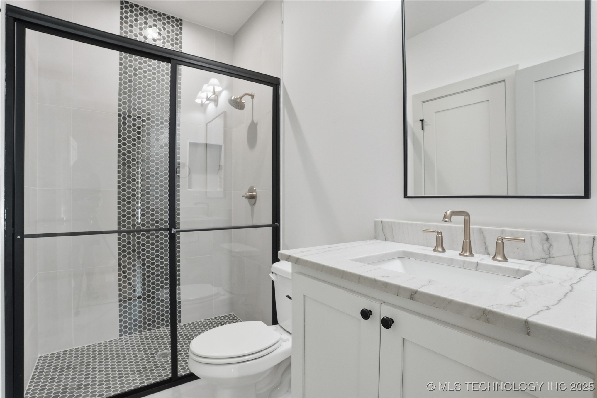 337 E 46th Street Property Photo 28