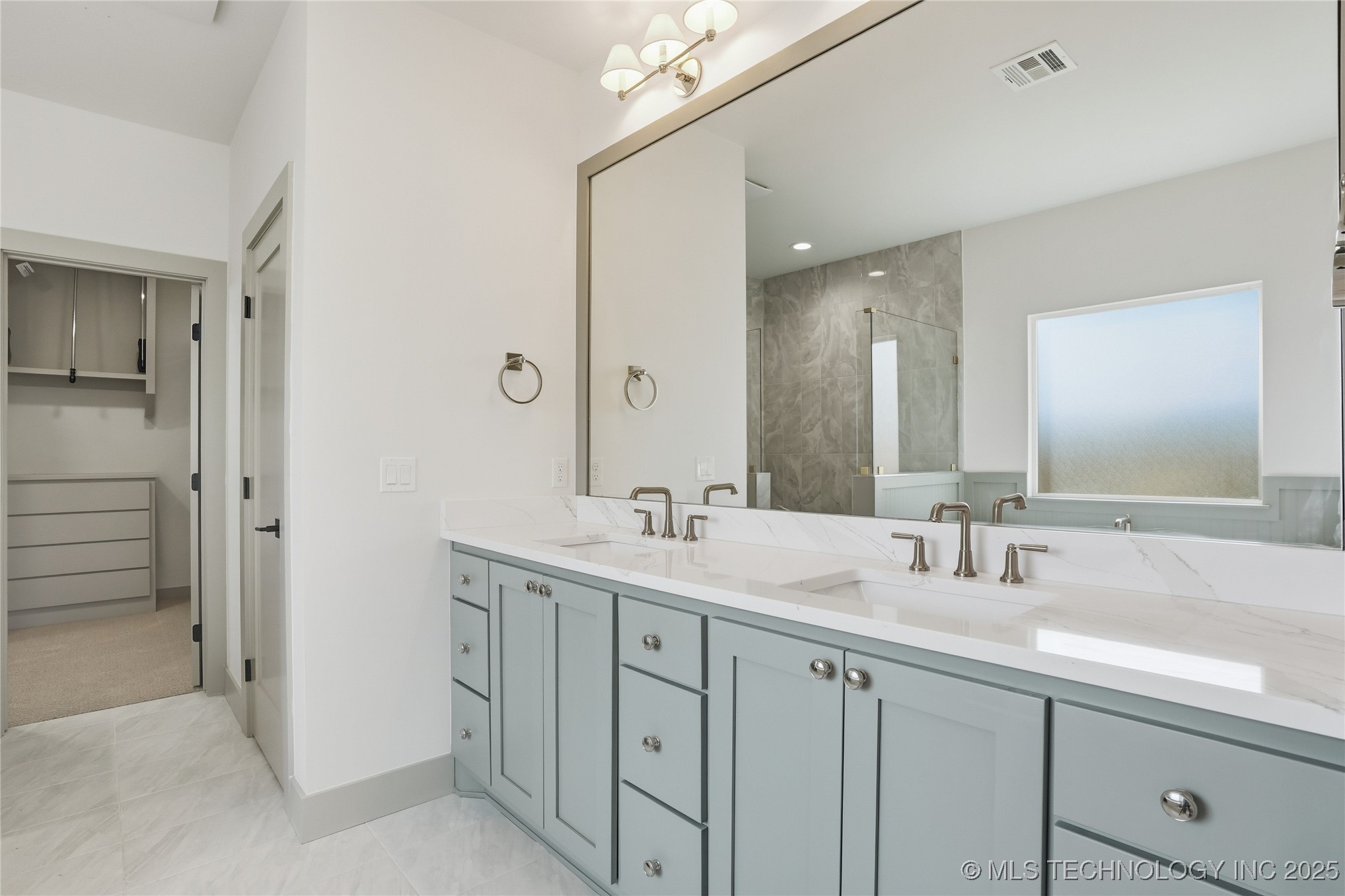 337 E 46th Street Property Photo 34