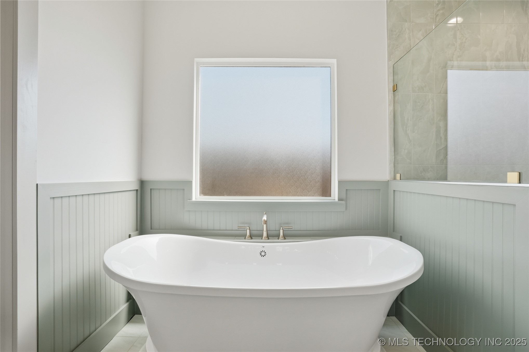 337 E 46th Street Property Photo 40