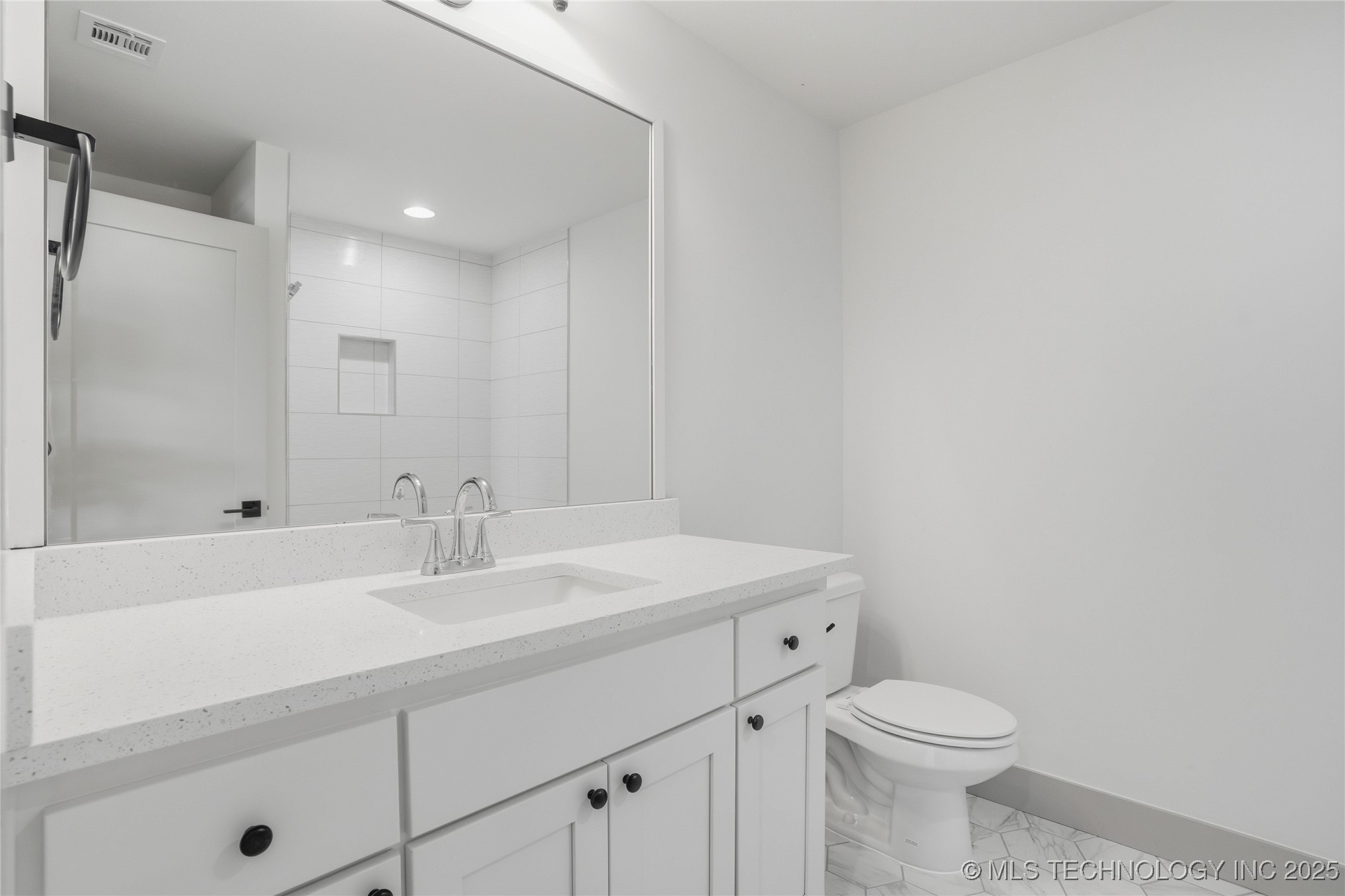 337 E 46th Street Property Photo 51