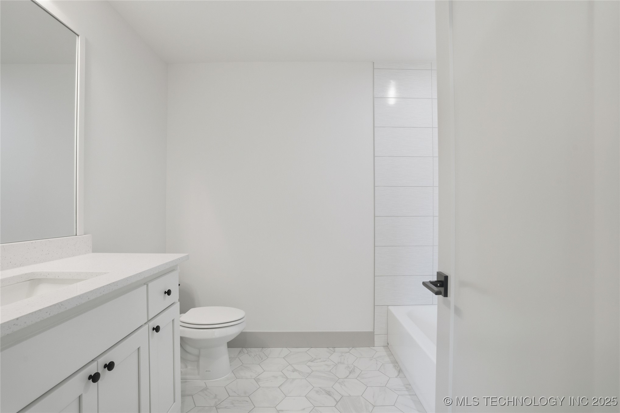 337 E 46th Street Property Photo 52