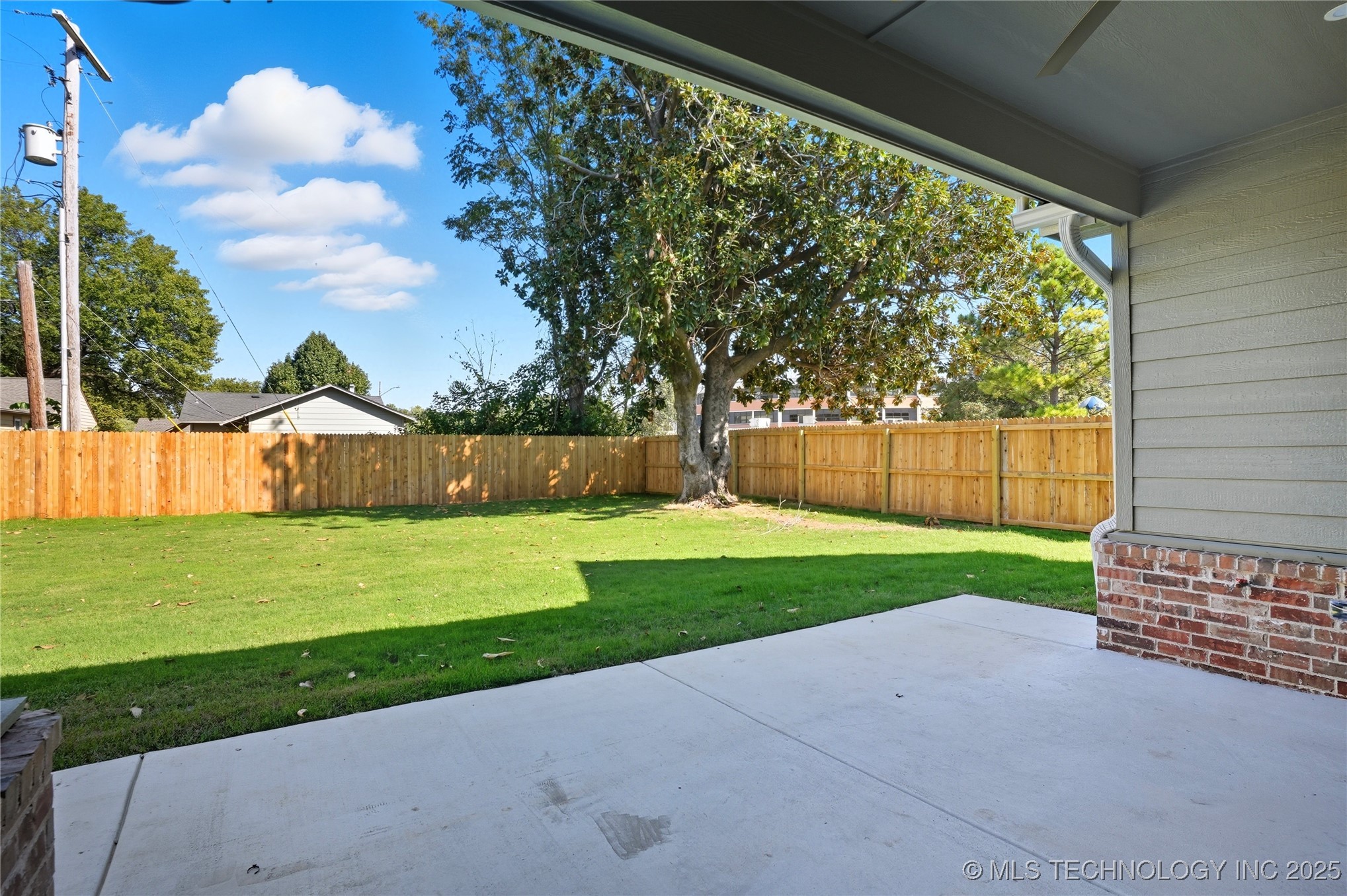 337 E 46th Street Property Photo 65