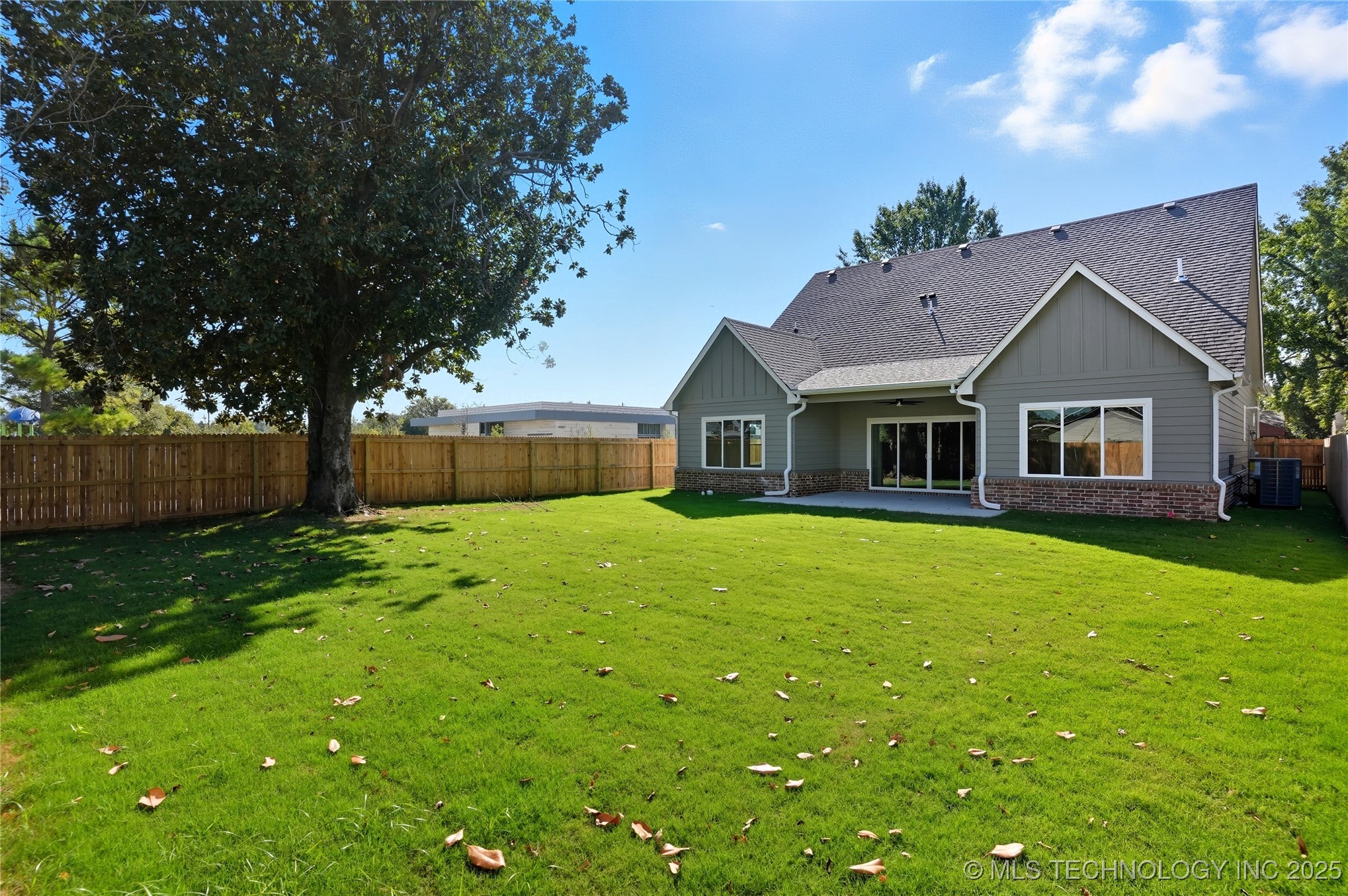 337 E 46th Street Property Photo 68